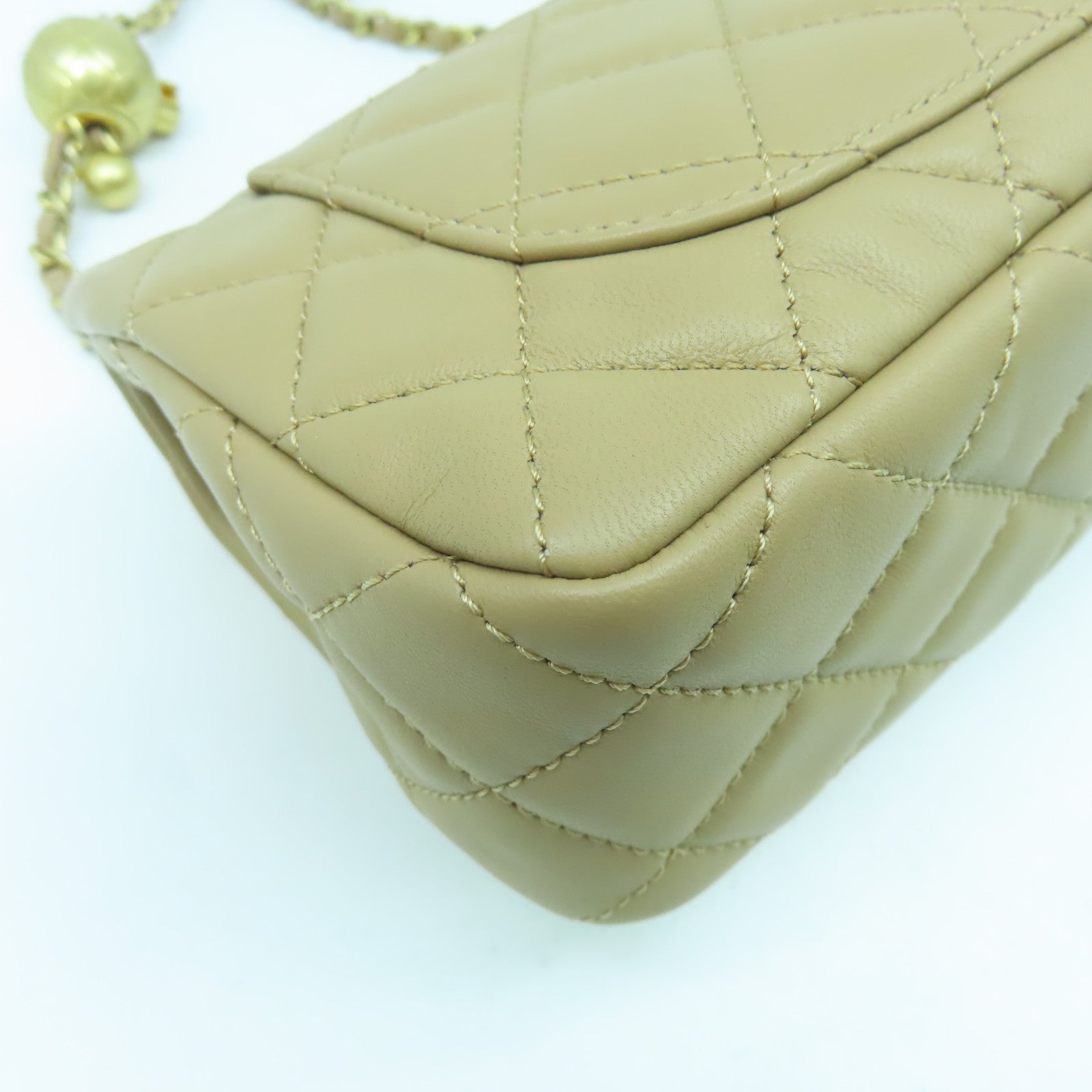 CHANEL 【激減優惠】菱格羊皮皮革Chain Shoulder Bag金扣鏈帶肩背袋米色