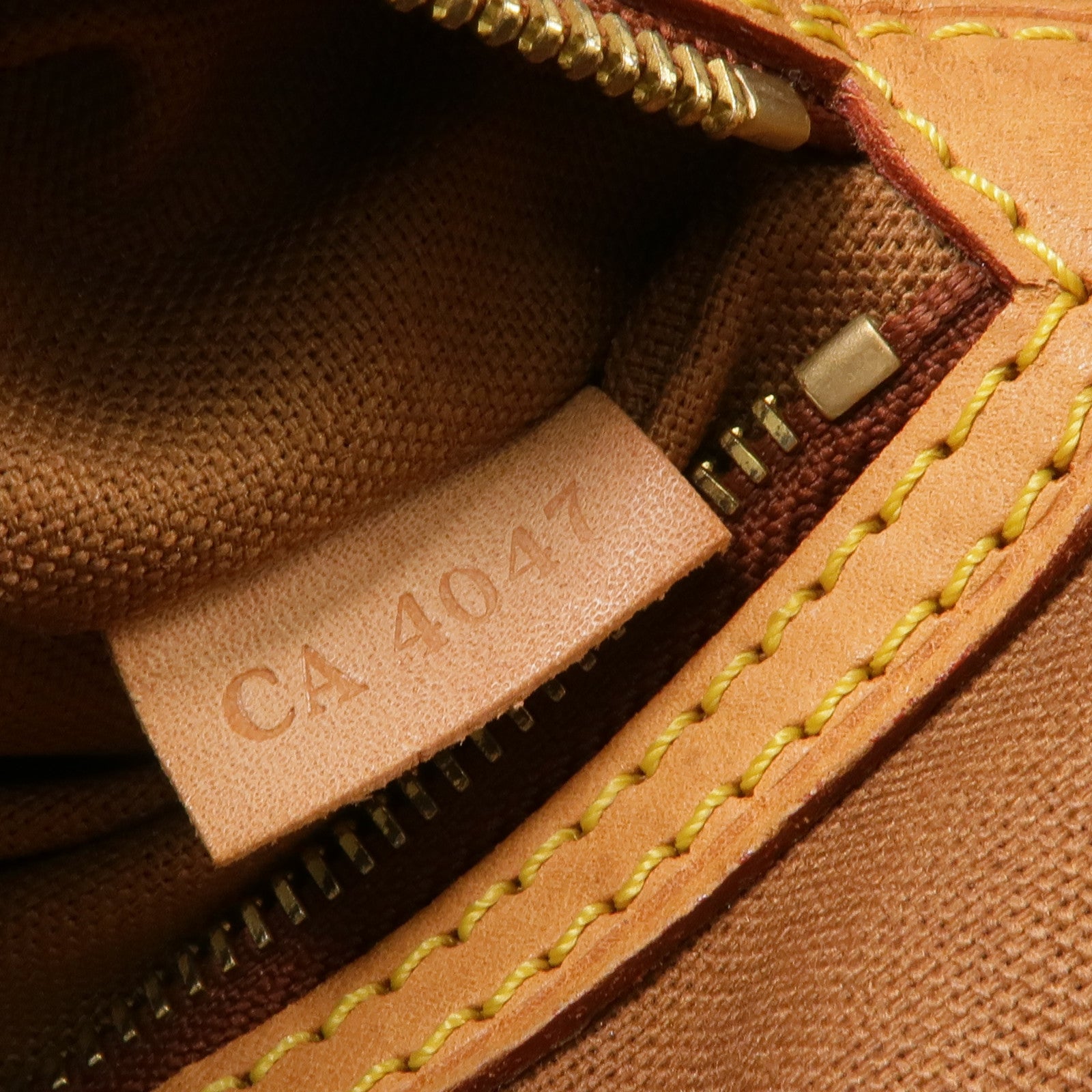 LOUIS VUITTON Monogram Batignolles Horizontal金扣肩背袋