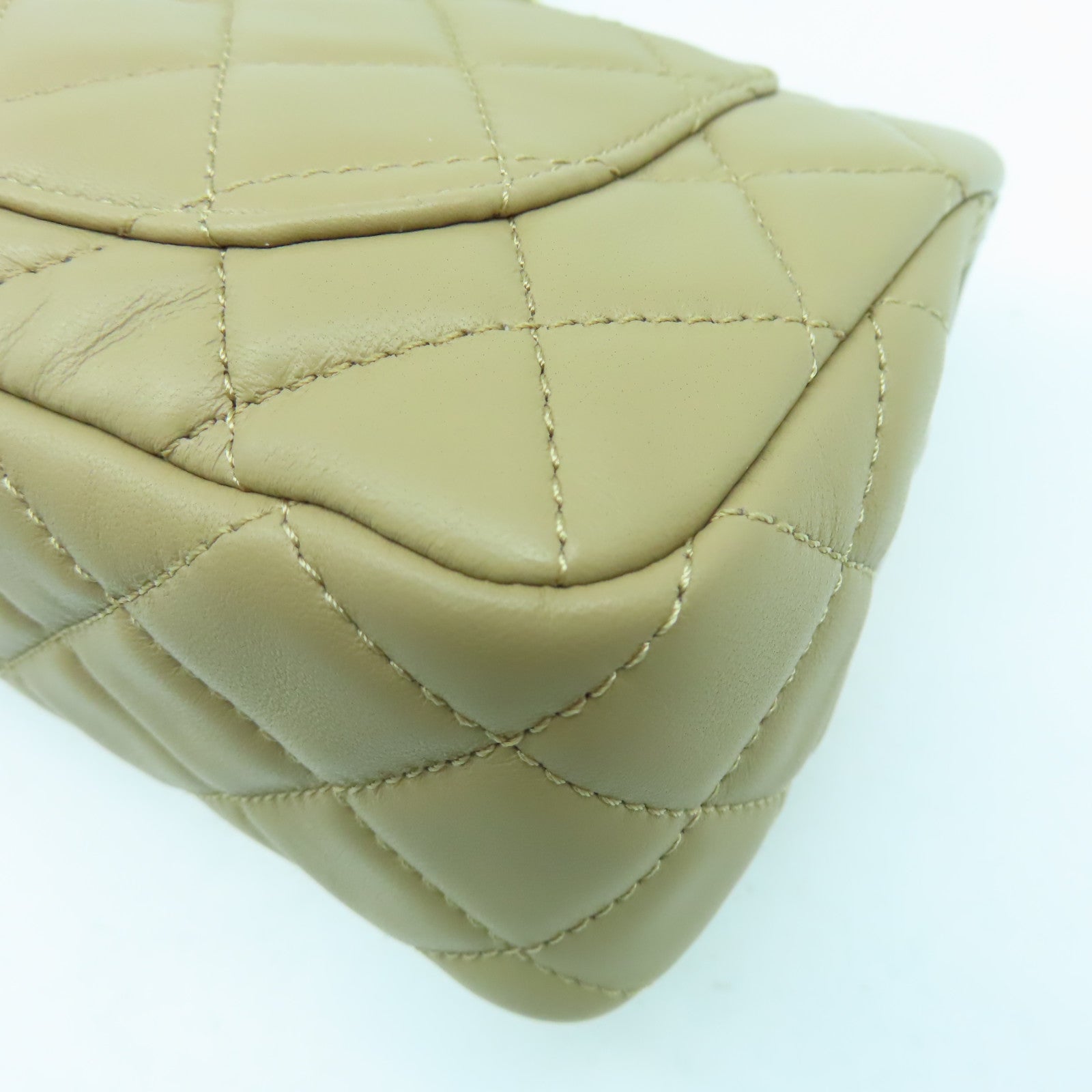 CHANEL 【激減優惠】菱格羊皮皮革Chain Shoulder Bag金扣鏈帶肩背袋米色