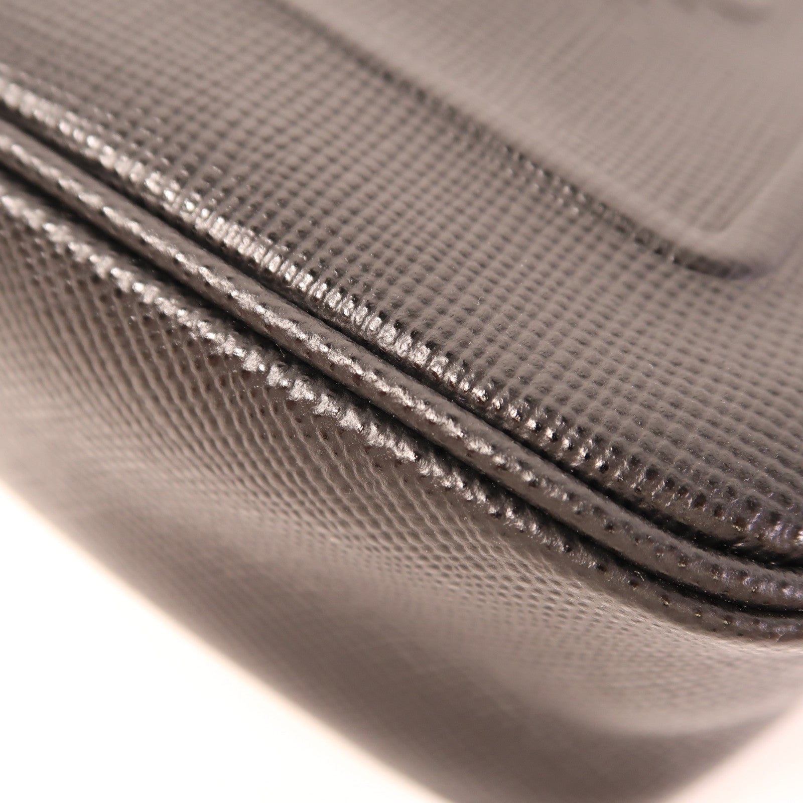 PRADA 牛皮皮革Hand Bag銀扣手拿包