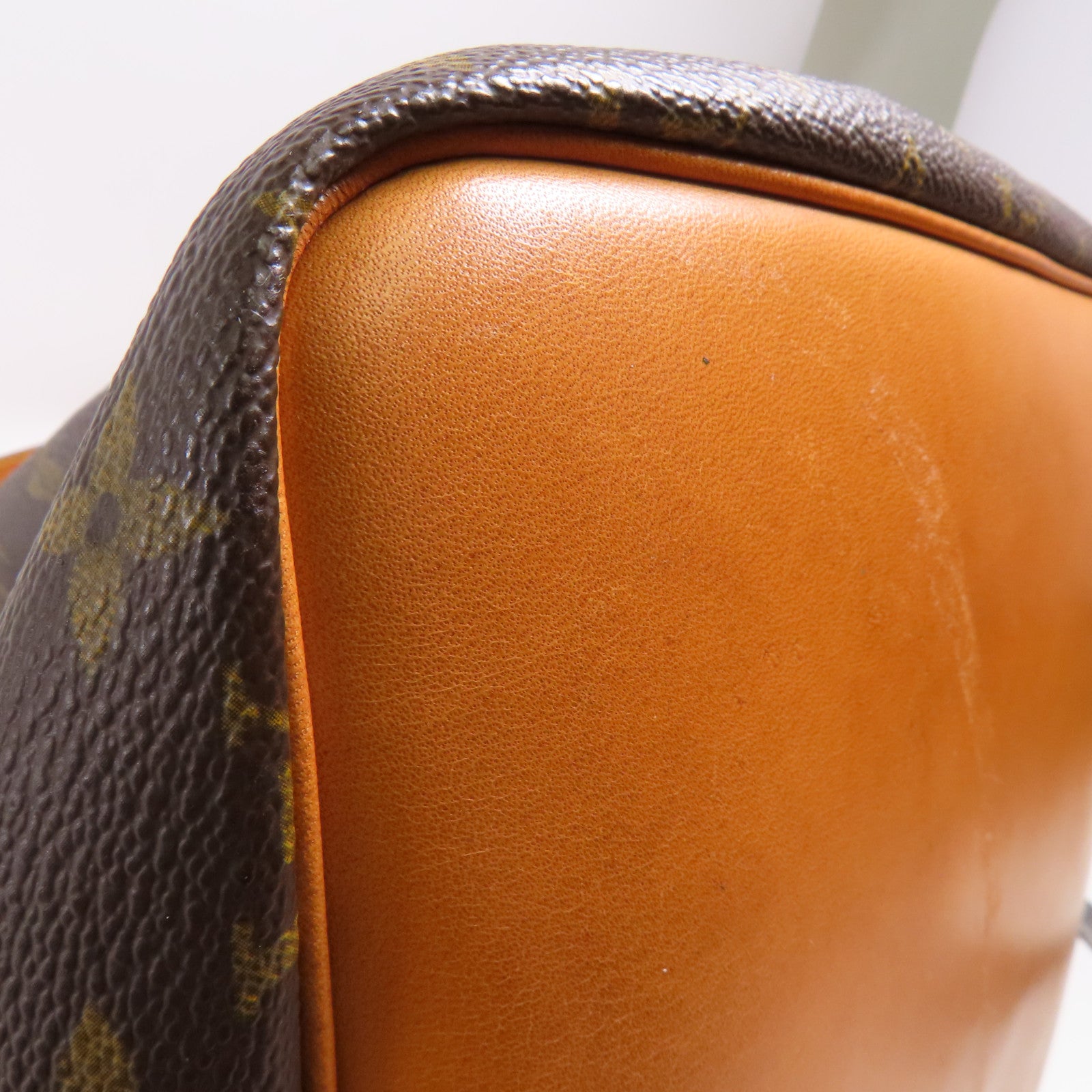 LOUIS VUITTON Monogram Petit Noe金扣肩背袋棕色