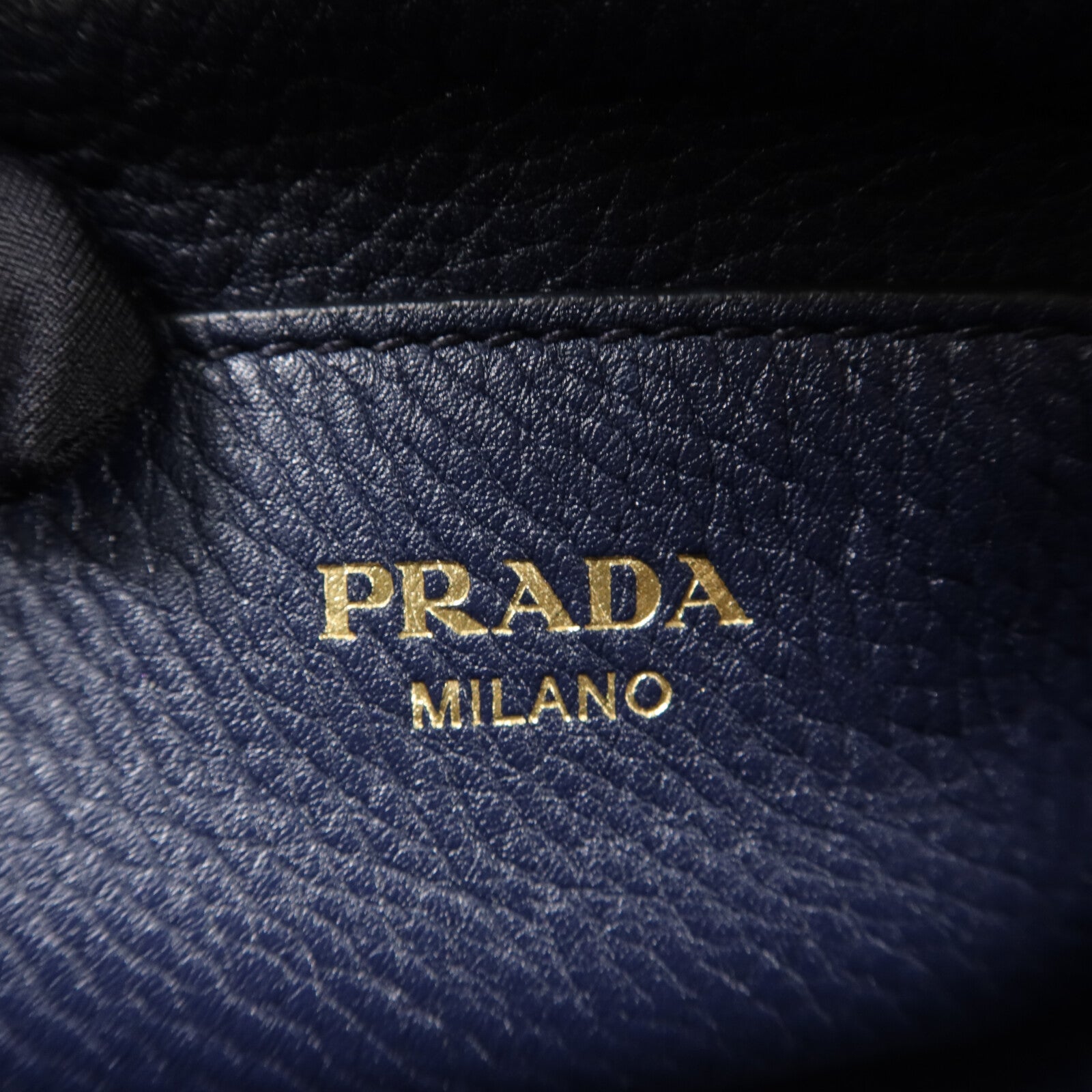 PRADA 牛皮皮革Crossbody Flap Bag肩背袋