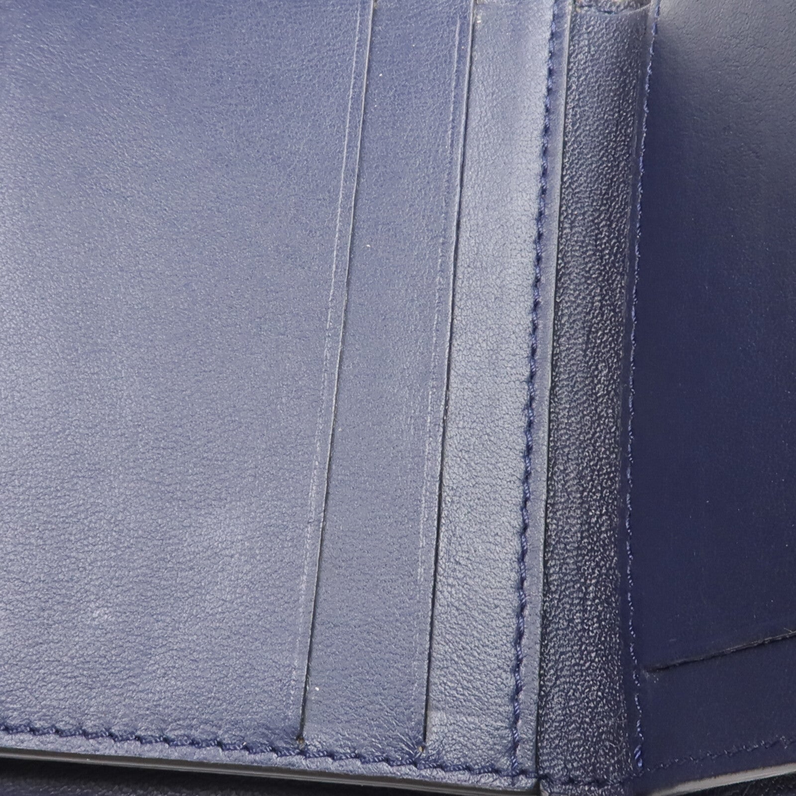 GIVENCHY 牛皮皮革Pandora Trifold Wallet銀扣錢包