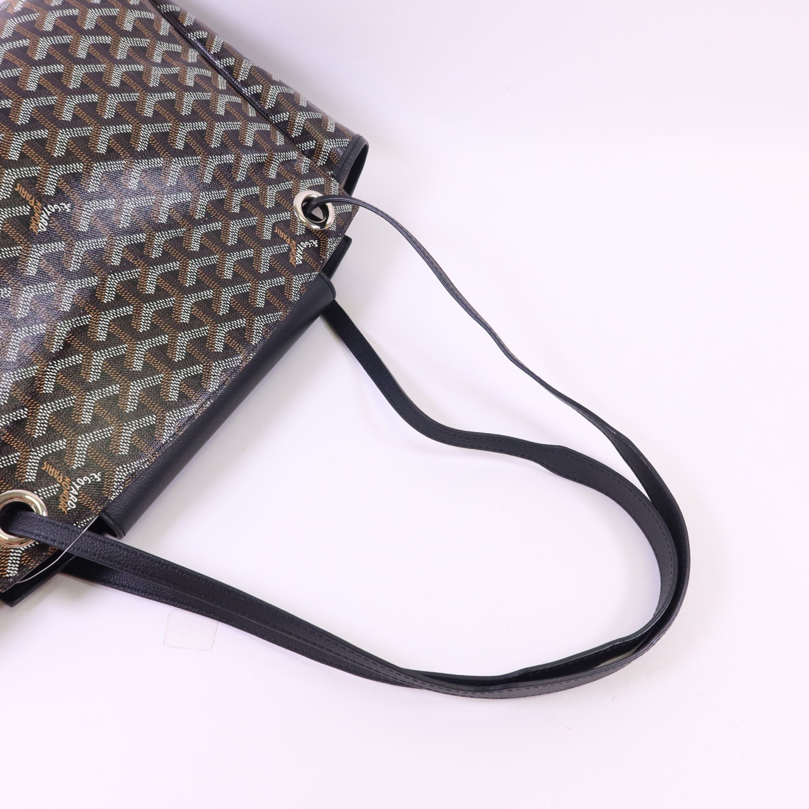 GOYARD 塗層帆布Rouette Souple銀扣肩背袋