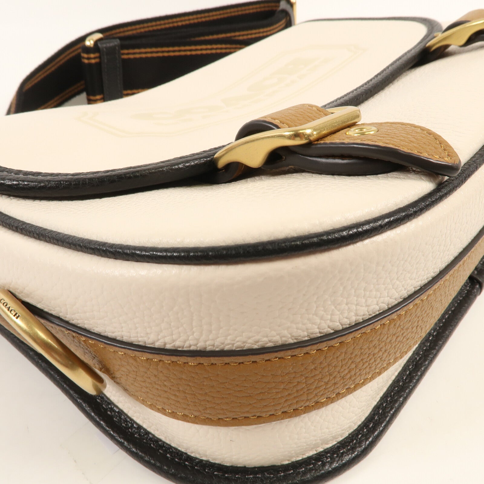 COACH 牛皮皮革Shoulder Bag金扣肩背袋