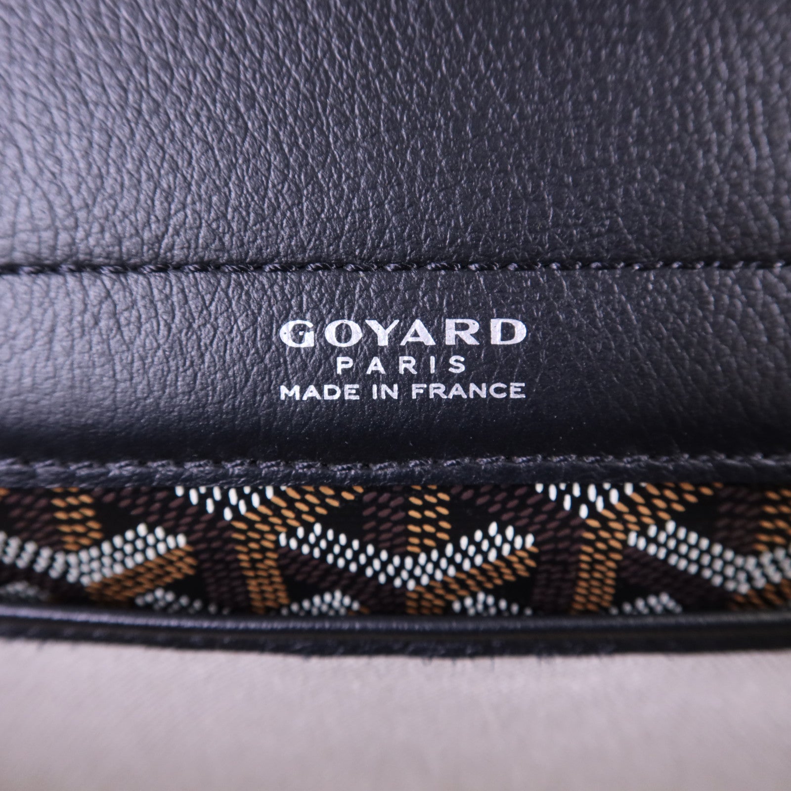 GOYARD 塗層帆布Rouette Souple銀扣肩背袋