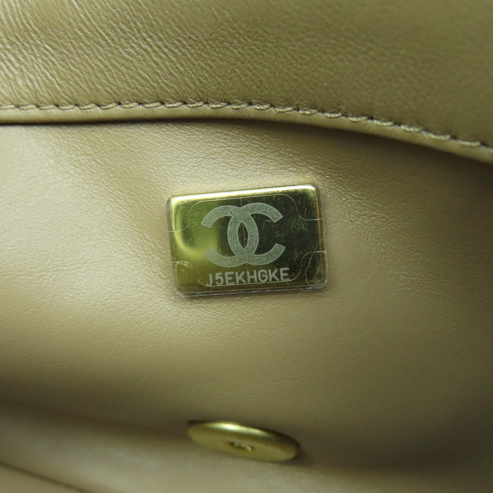 CHANEL 【激減優惠】菱格羊皮皮革Chain Shoulder Bag金扣鏈帶肩背袋米色