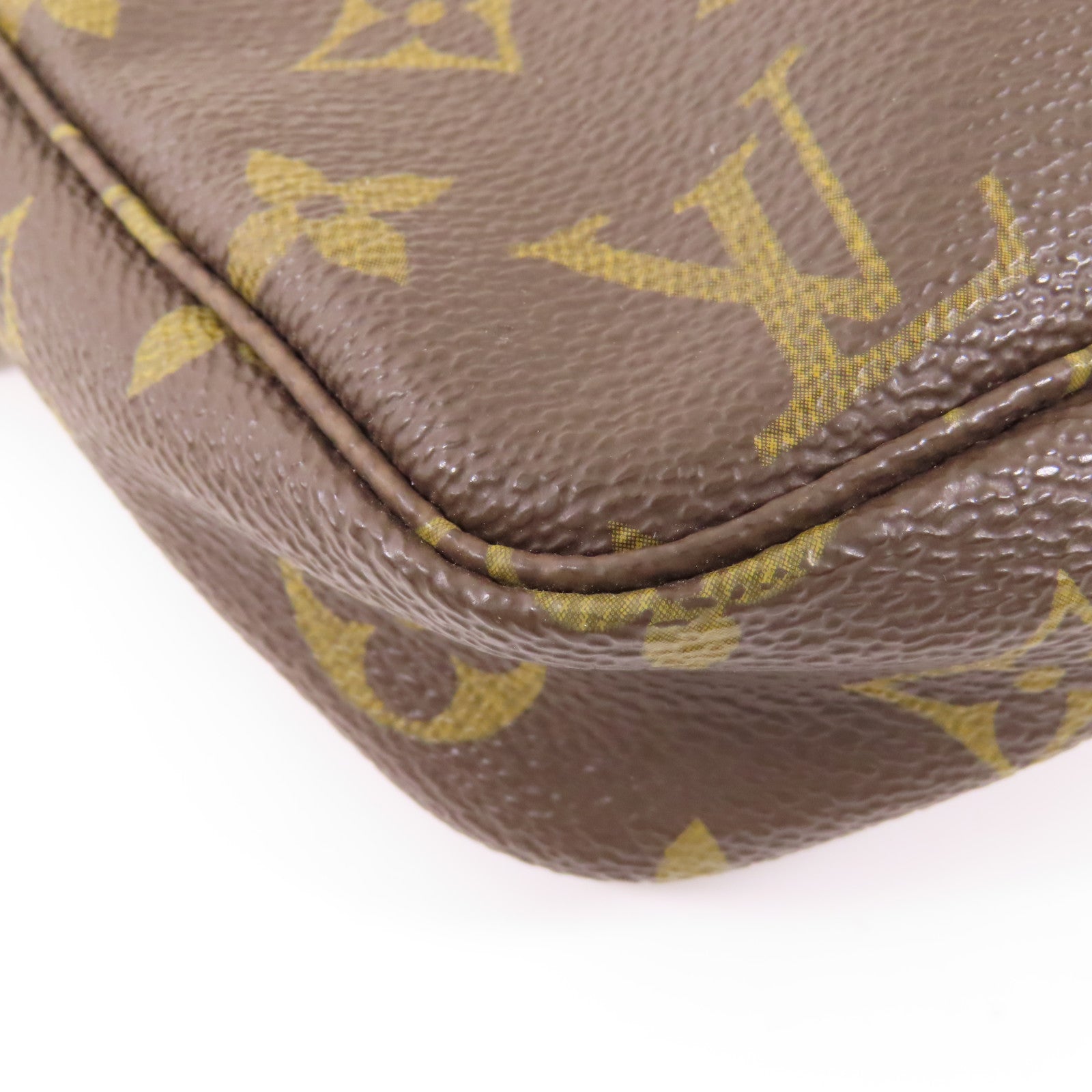 LOUIS VUITTON Monogram Pochette Accessoires金扣手挽袋棕色