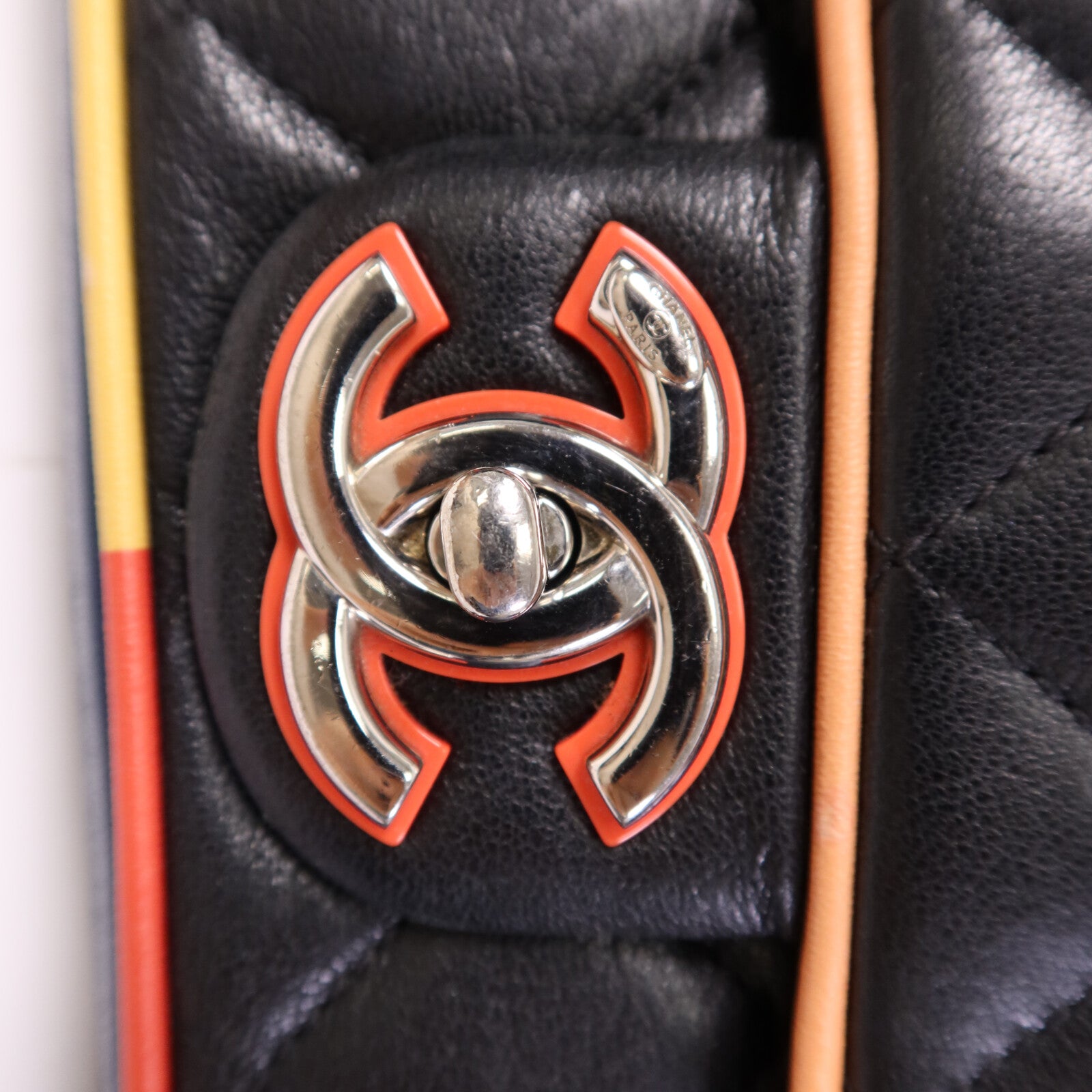 CHANEL 牛皮皮革Shoulder Bag銀扣鏈帶肩背袋