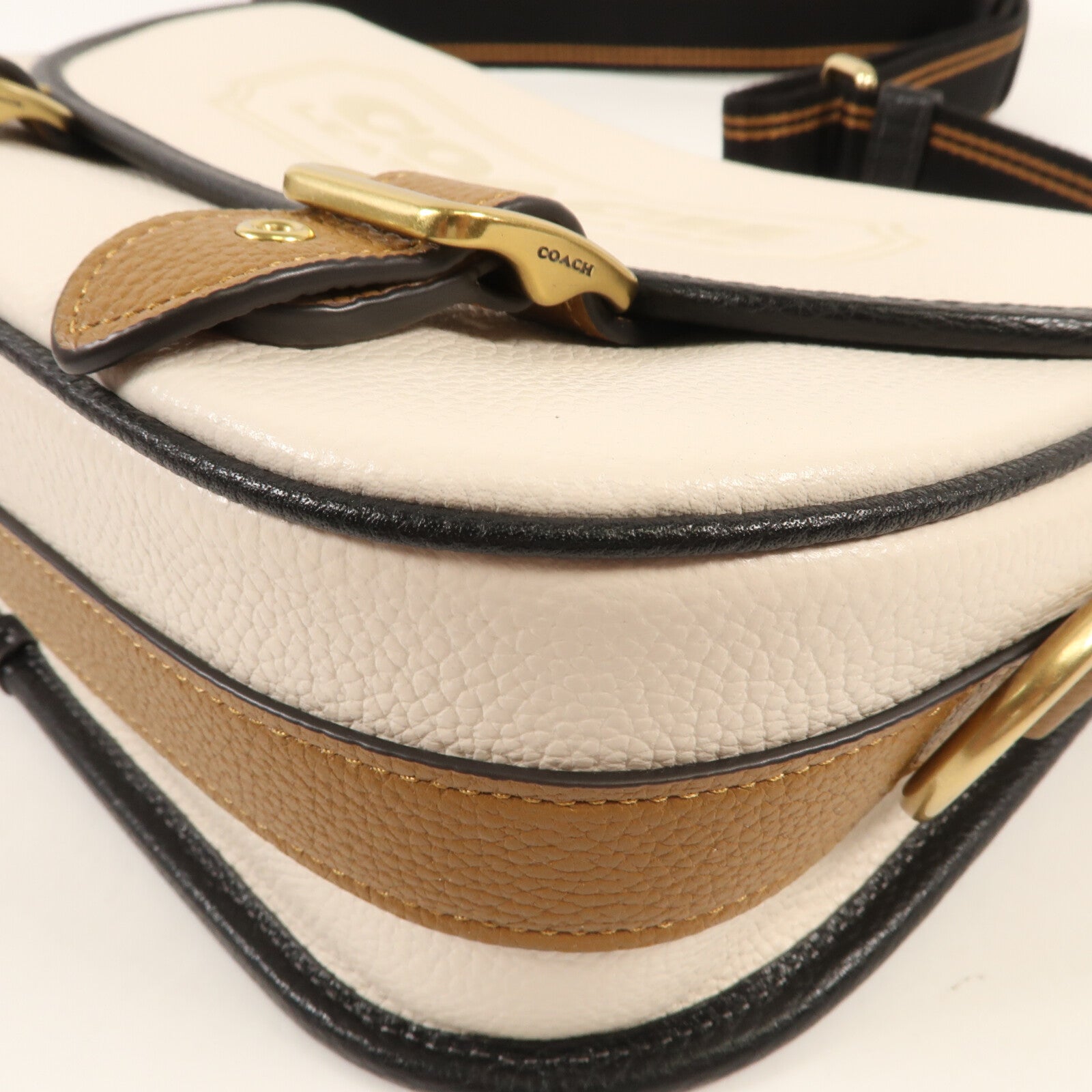 COACH 牛皮皮革Shoulder Bag金扣肩背袋