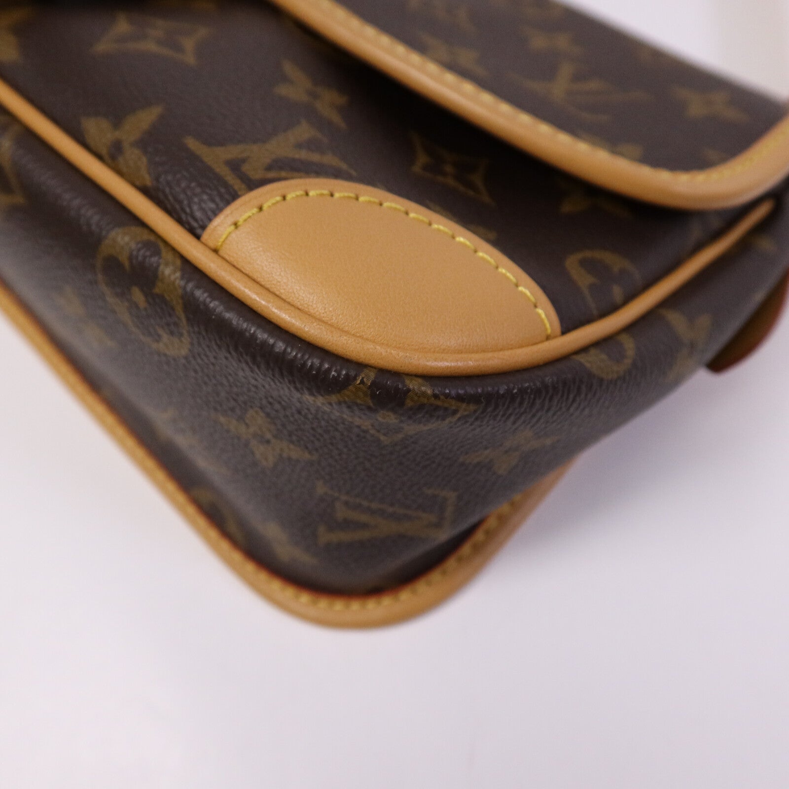 LOUIS VUITTON Monogram Diane金扣手挽肩背兩用袋
