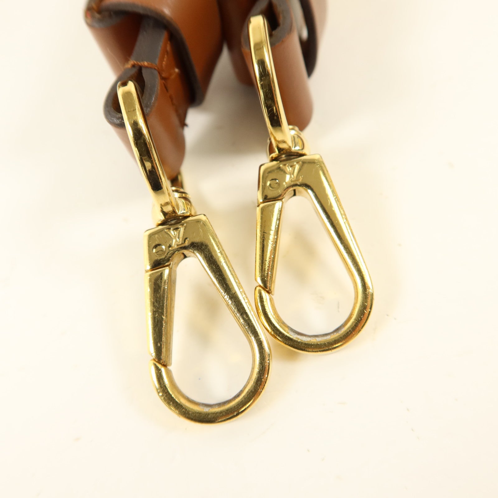 LOUIS VUITTON Monogram Reverse Mini Dauphine金扣肩背袋