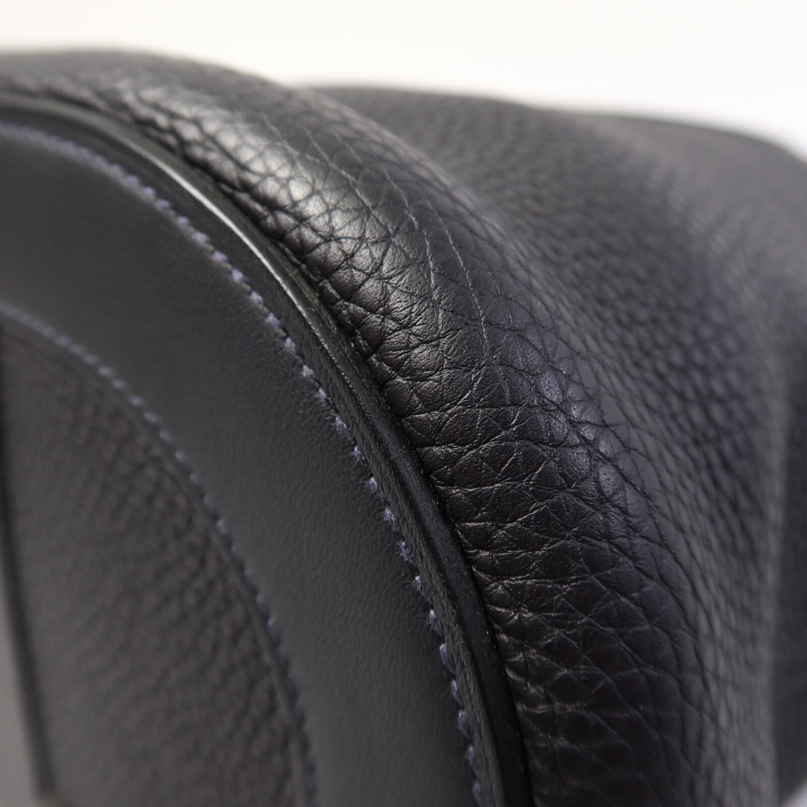 HERMES Clemence皮革In The Loop 23手挽袋Caban