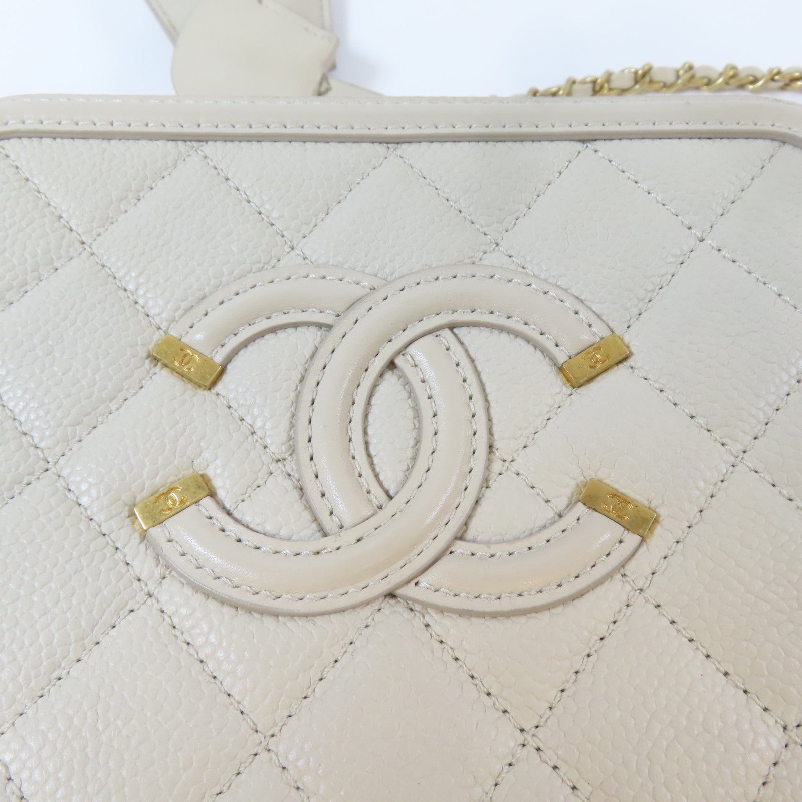 CHANEL 【激減優惠】菱格Caviar皮革Vanity Case金扣肩背袋白色
