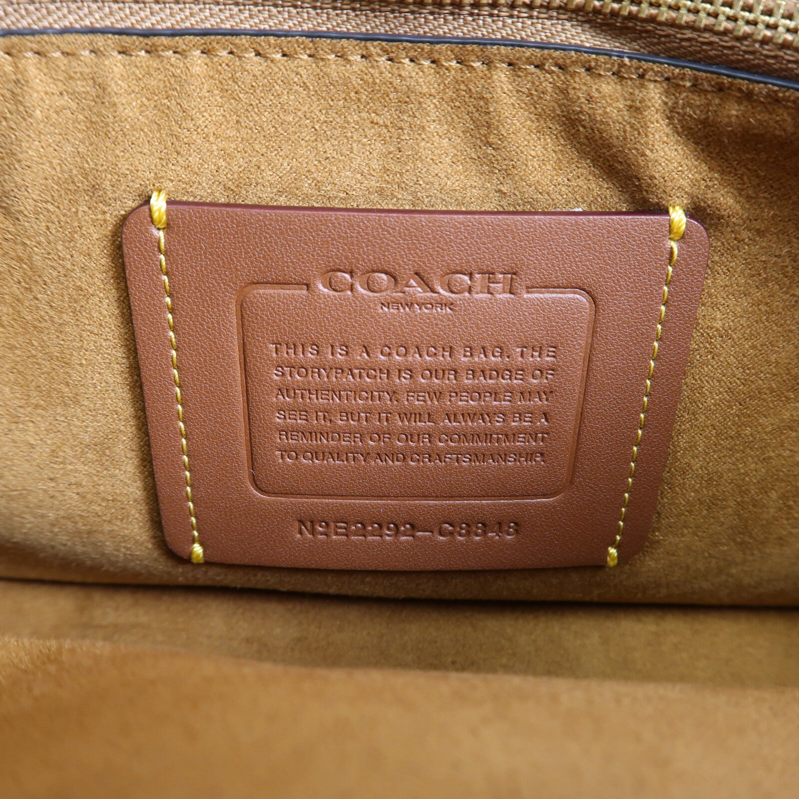 COACH 牛皮皮革Shoulder Bag金扣肩背袋