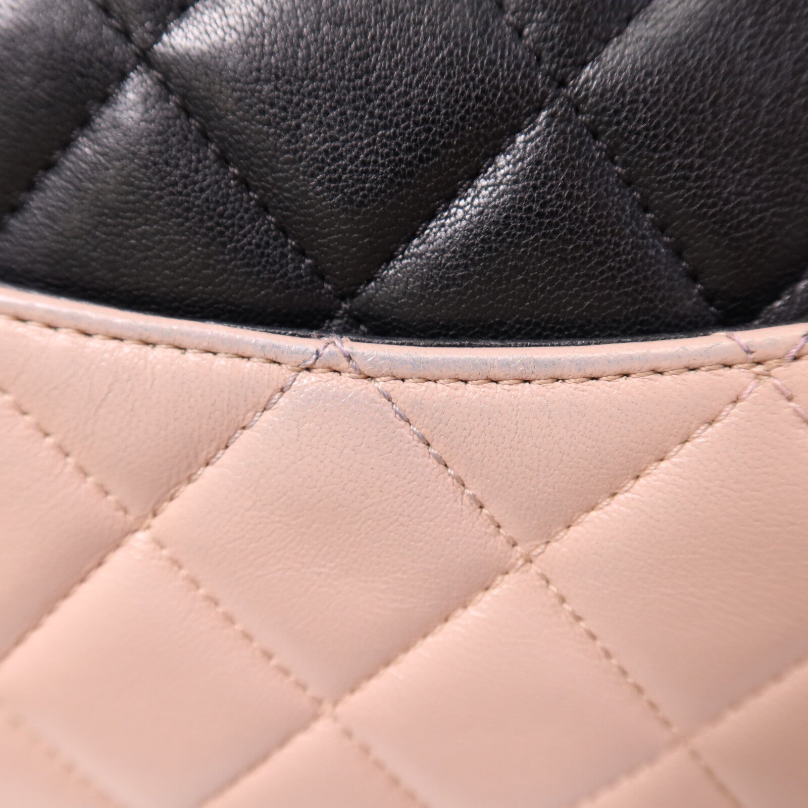 CHANEL 牛皮皮革Shoulder Bag銀扣鏈帶肩背袋