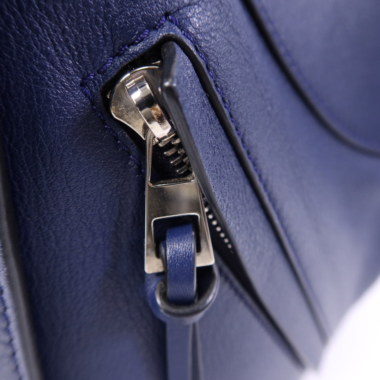 LOEWE 牛皮皮革Hammock Medium銀扣手挽肩背兩用袋