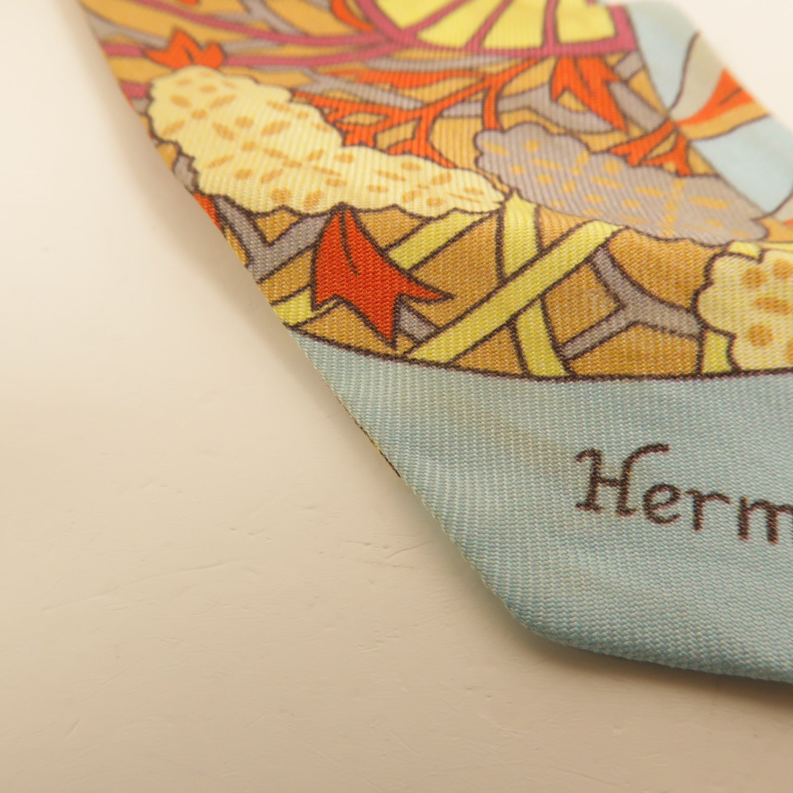 HERMES 絲質Twilly絲巾