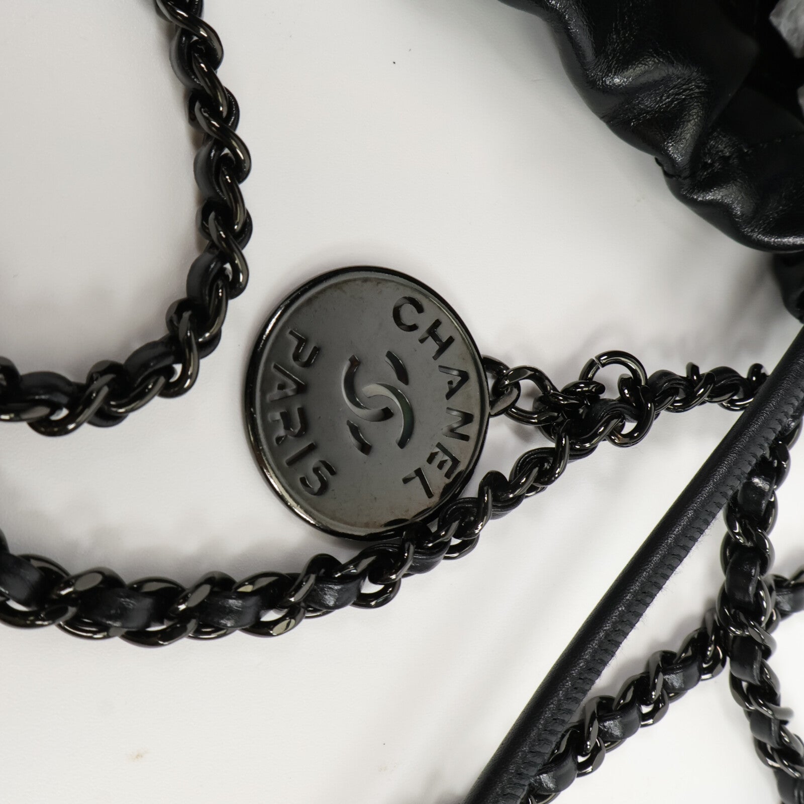 CHANEL 牛皮皮革C22 Mini鏈帶肩背袋