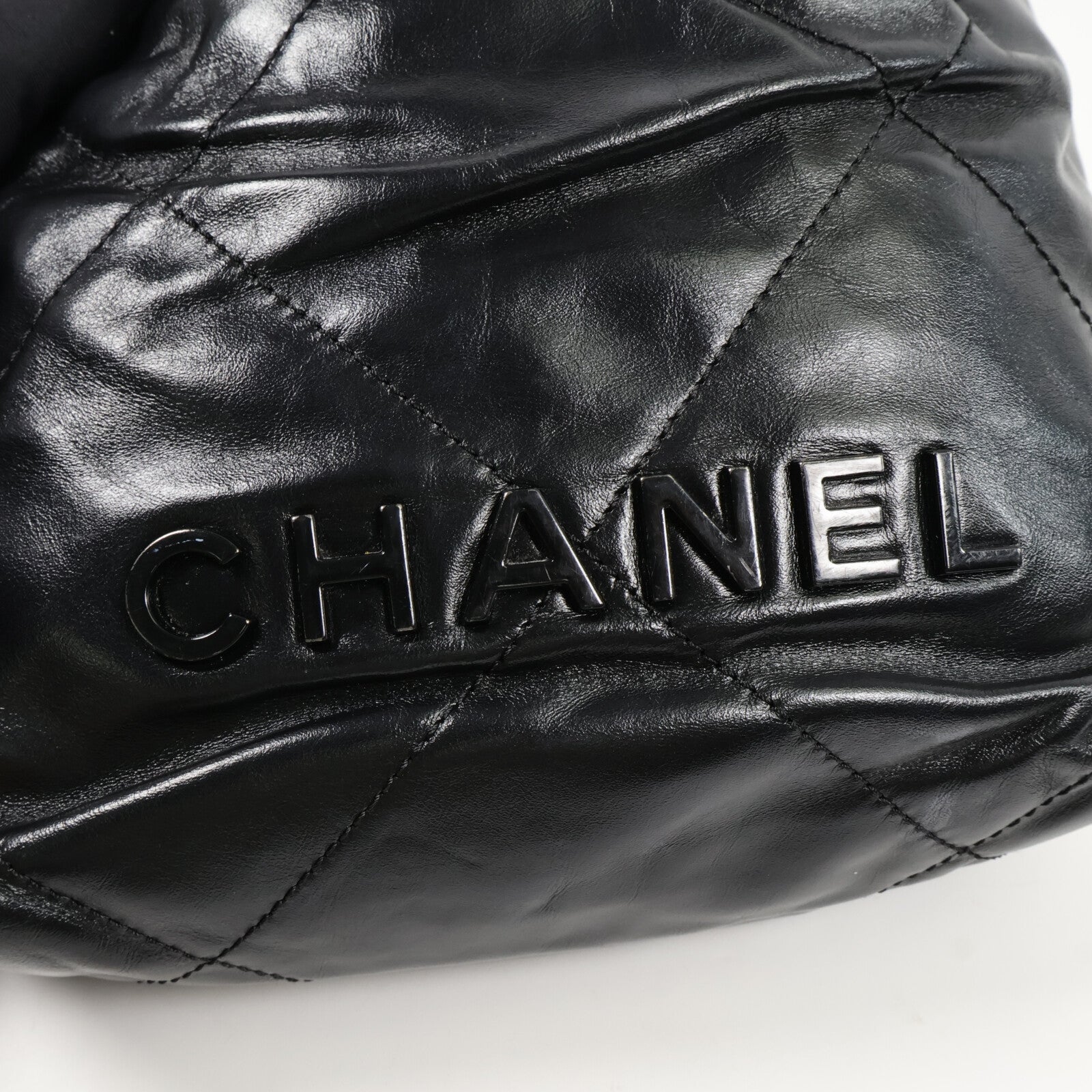 CHANEL 牛皮皮革C22 Mini鏈帶肩背袋