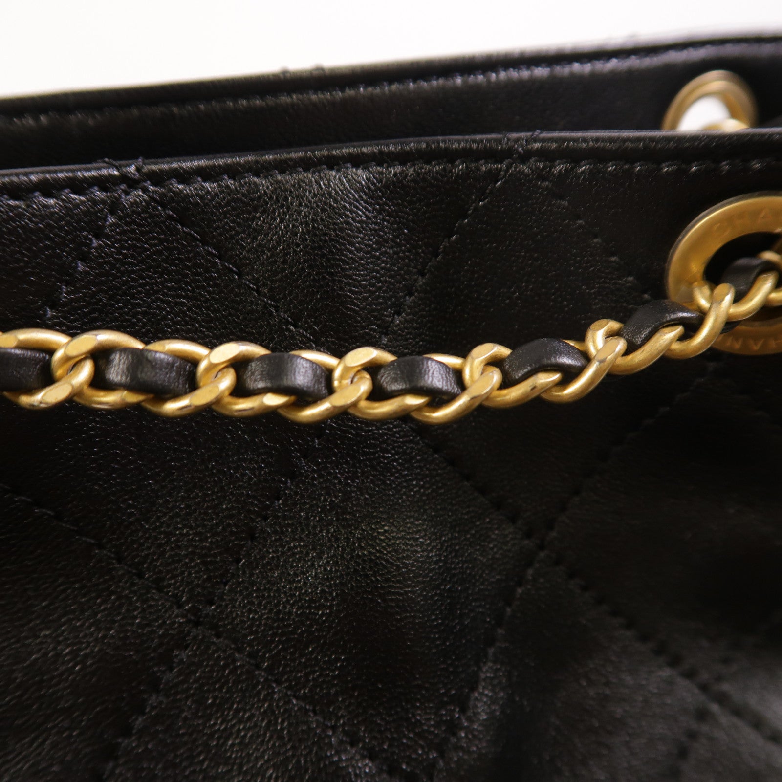 CHANEL 羊皮皮革25C Backpack金扣背包