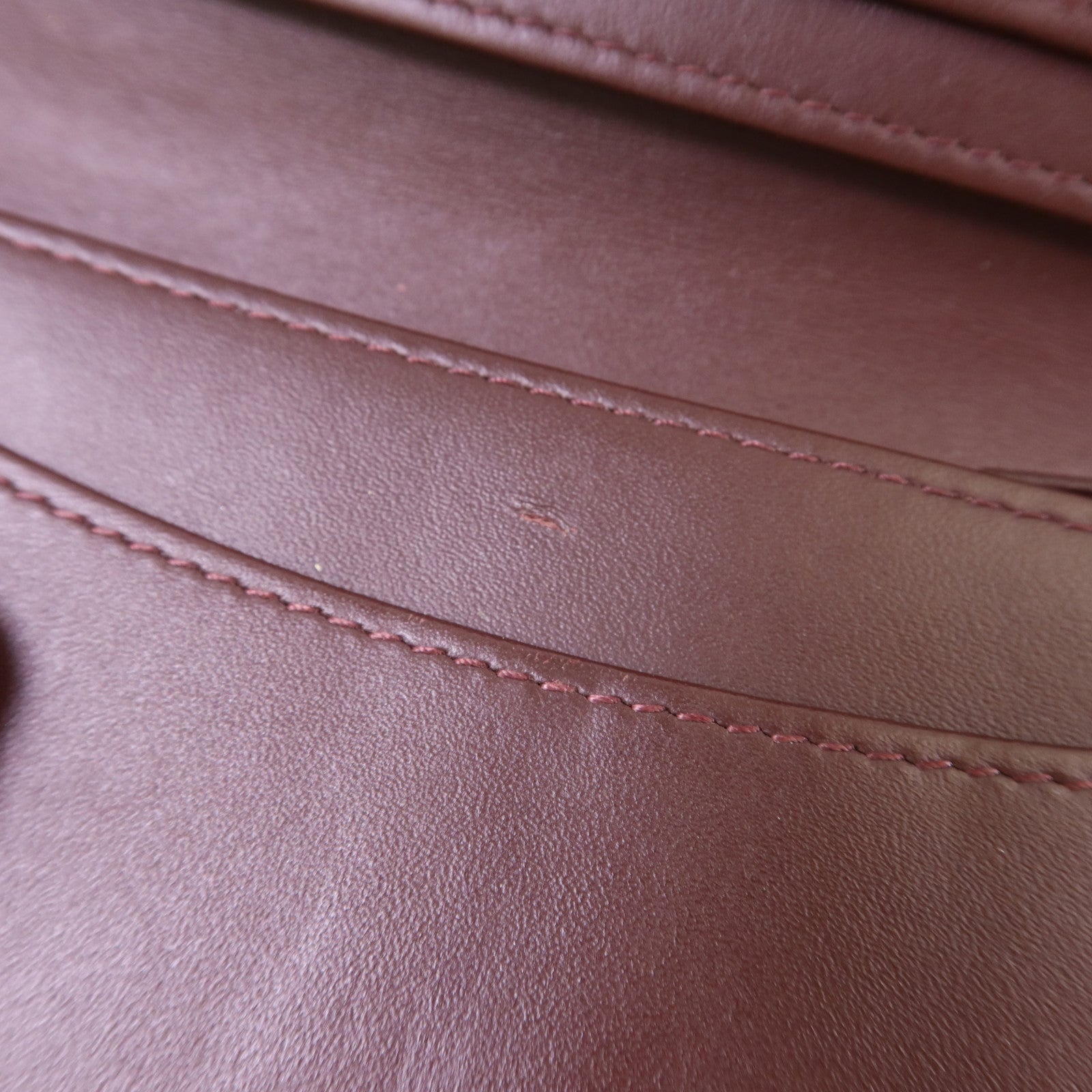 CHANEL 牛皮皮革Bifold Long Wallet銀扣長錢包