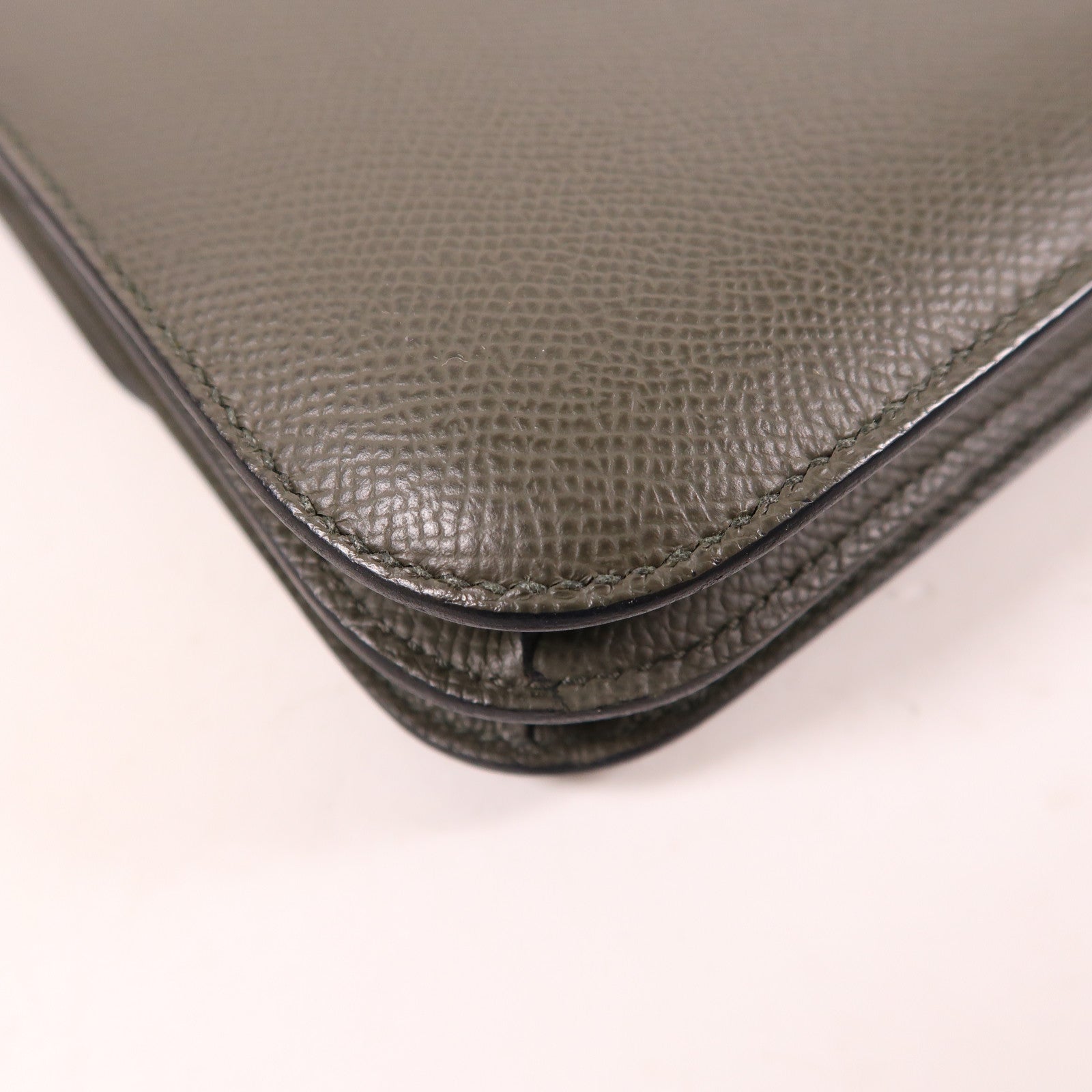 HERMES Epsom皮革Mini Constance金扣肩背袋Vert De Gris