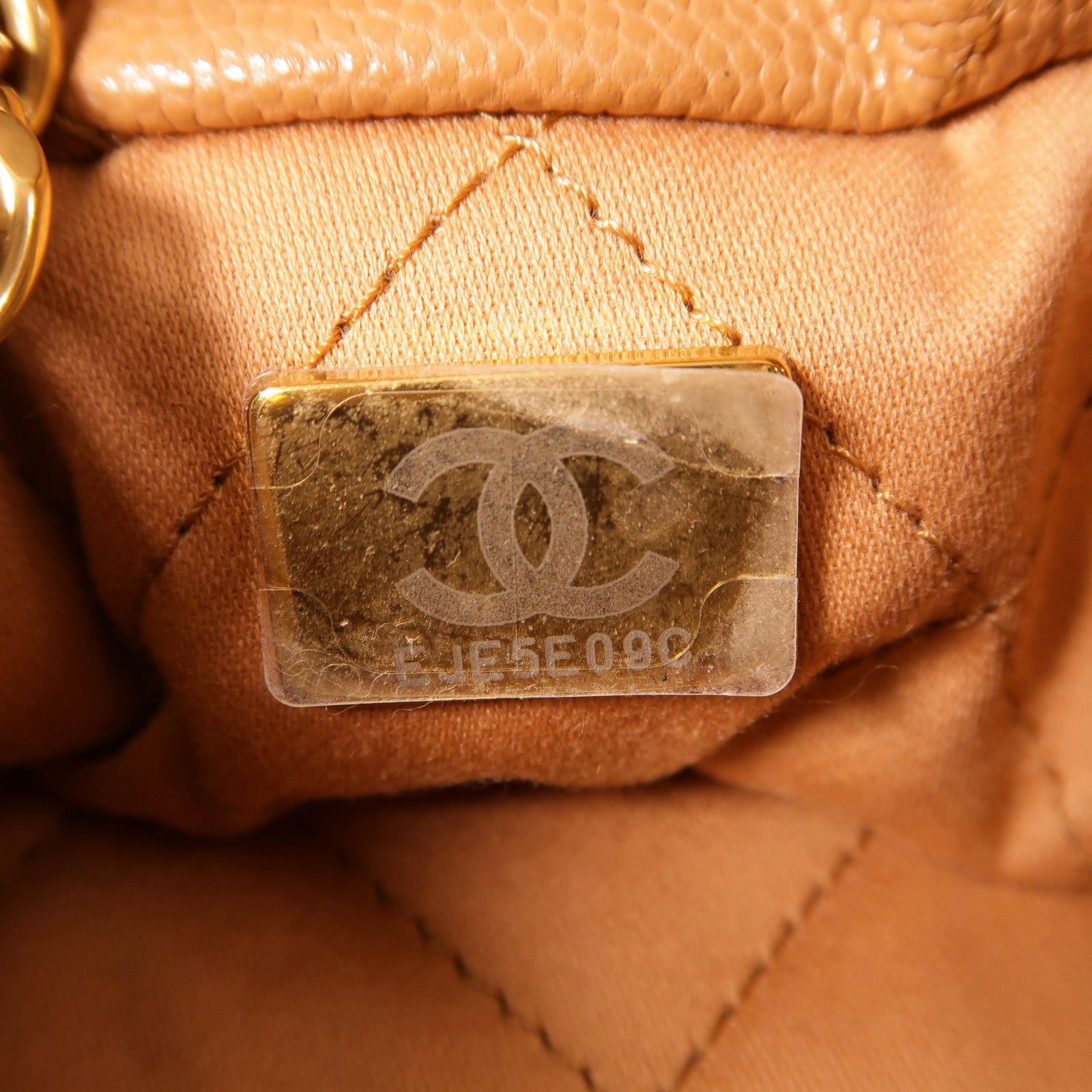 CHANEL 牛皮皮革C22 Mini金扣手挽肩背兩用袋
