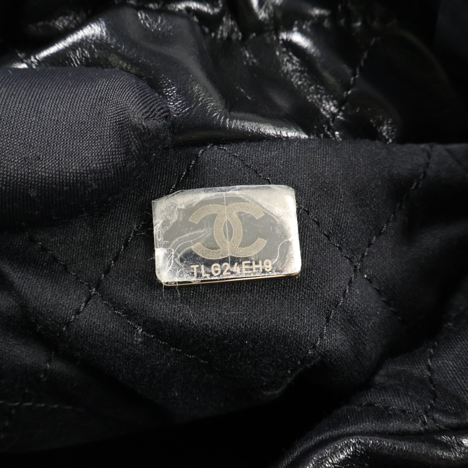 CHANEL 牛皮皮革C22 Mini鏈帶肩背袋