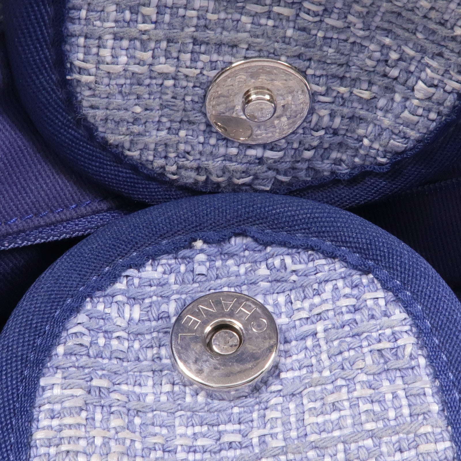 CHANEL 帆布Deauville Tote銀扣肩背袋