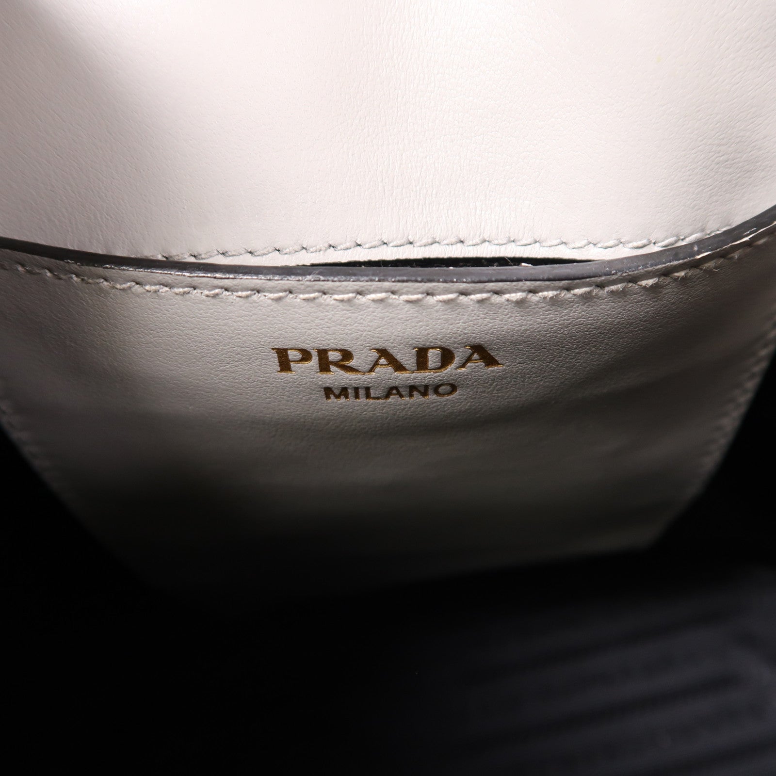 PRADA 牛皮皮革Bucket Bag金扣手挽肩背兩用袋