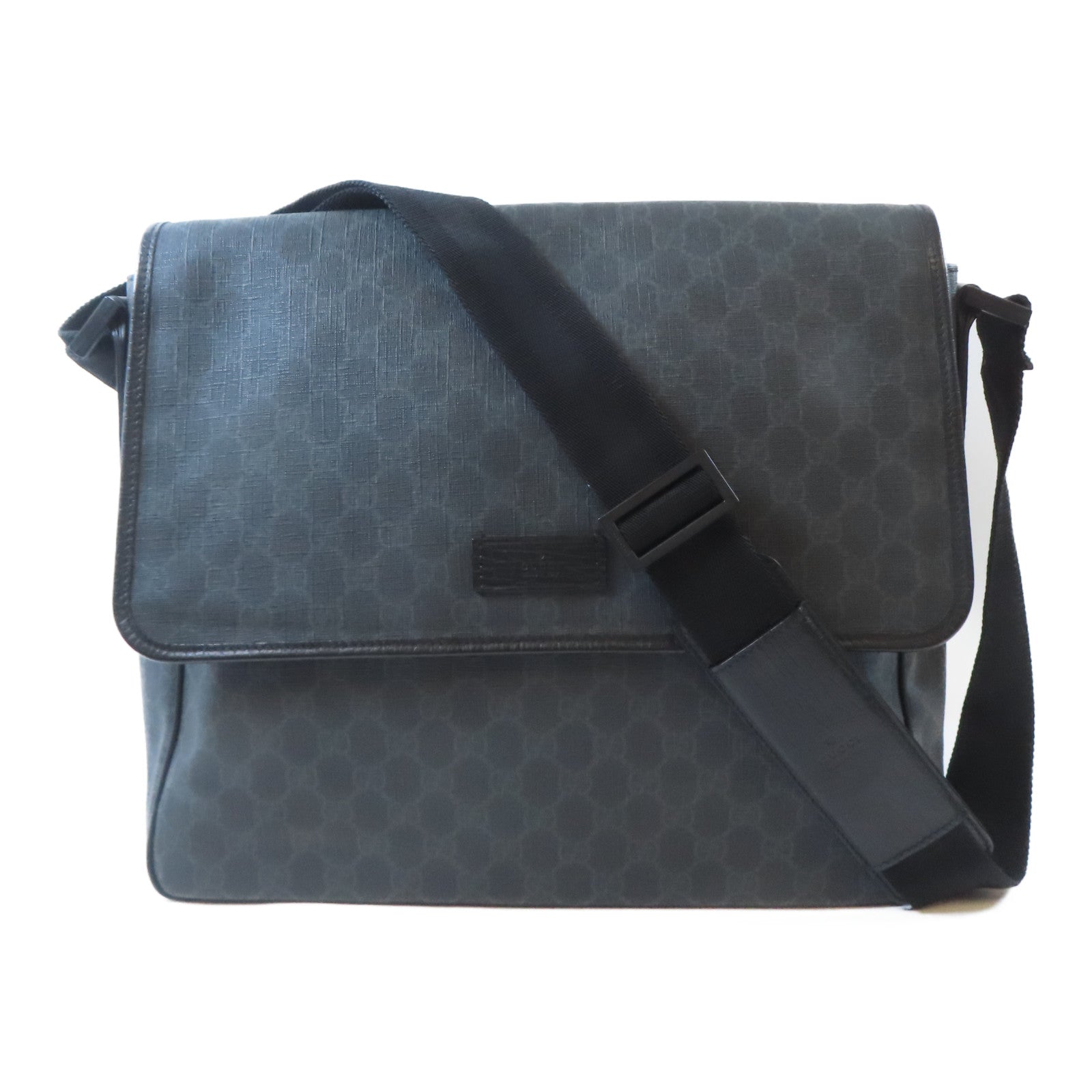GUCCI 塗層帆布Shoulder Bag銀扣肩背袋黑色