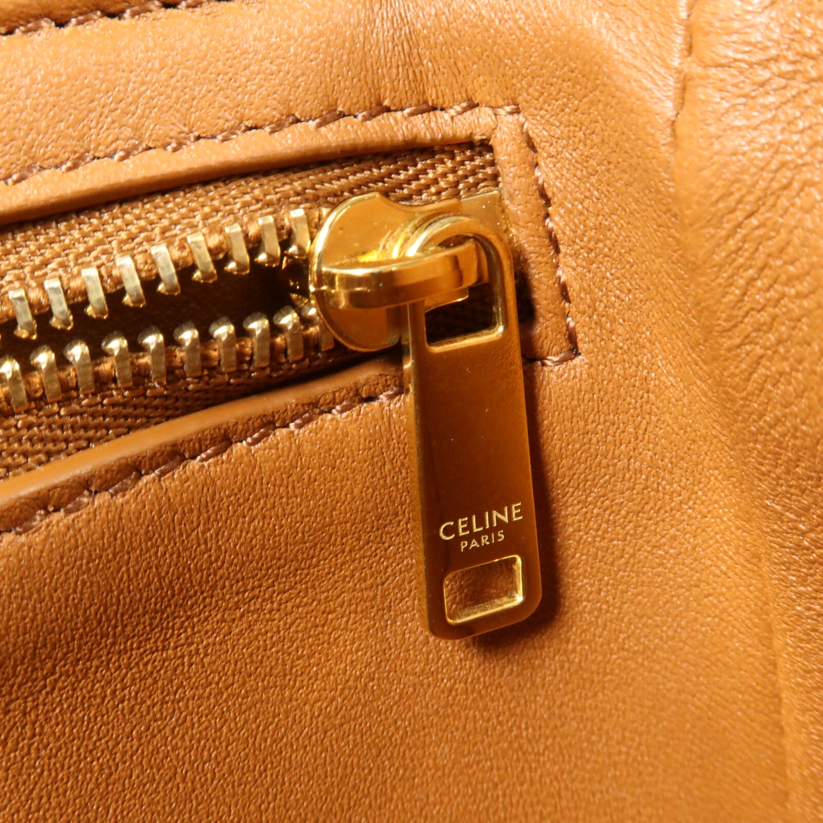 CELINE 塗層帆布Teen Triomphe肩背袋