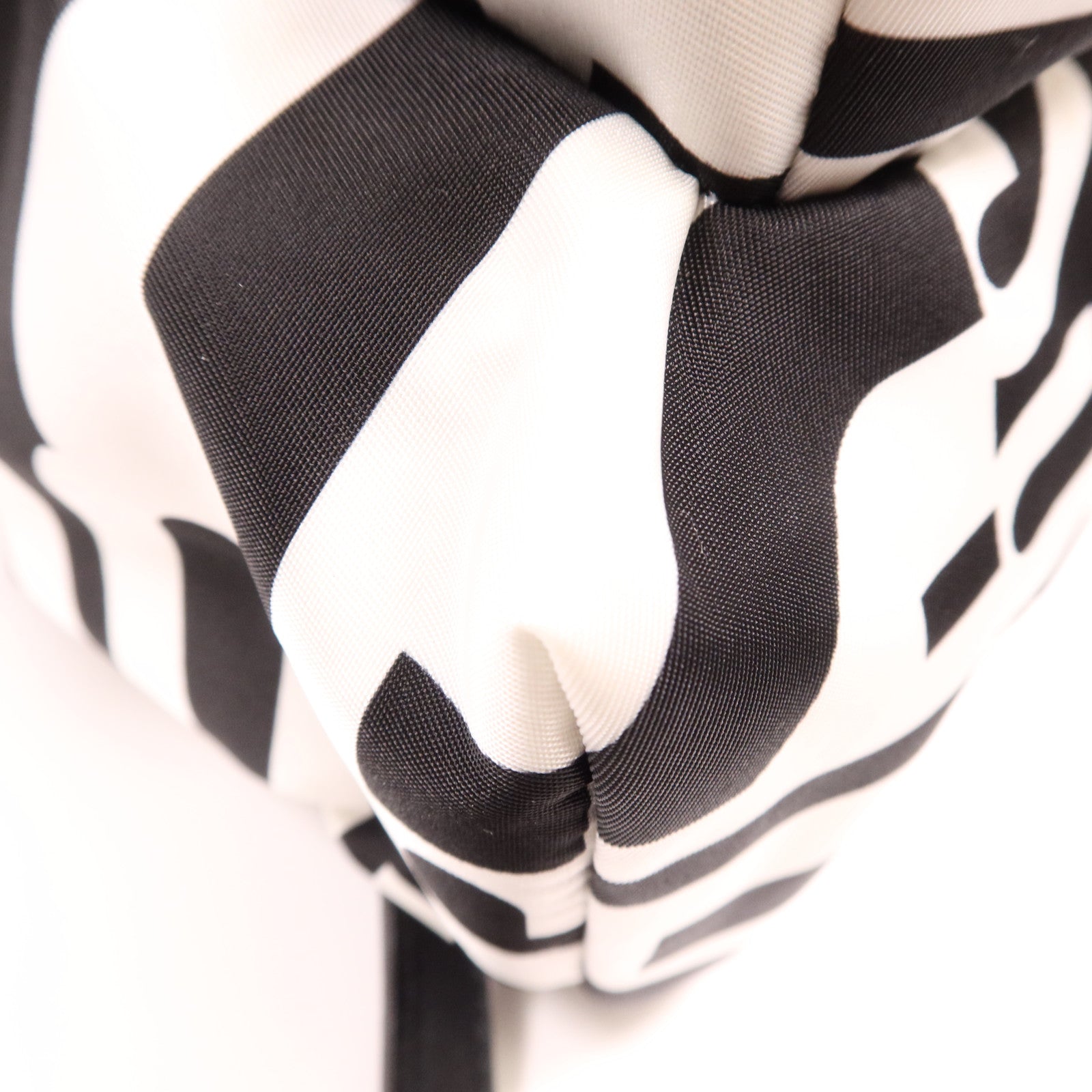 MOSCHINO 尼龍Backpack金扣背包