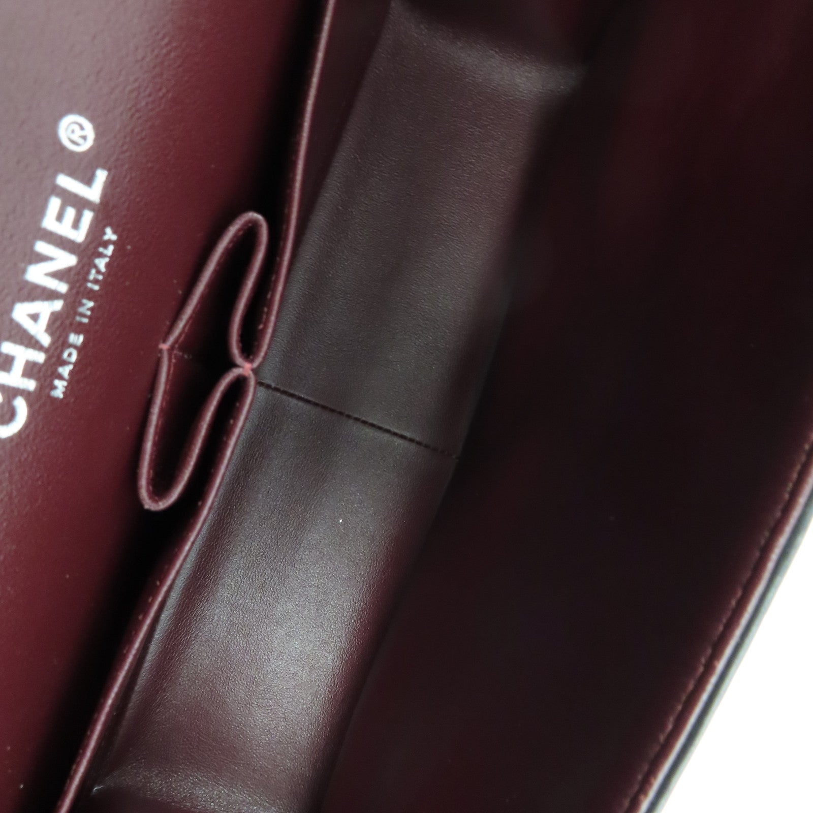 CHANEL 【激減優惠】菱格羊皮皮革Classic Jumbo銀扣鏈帶肩背袋黑色