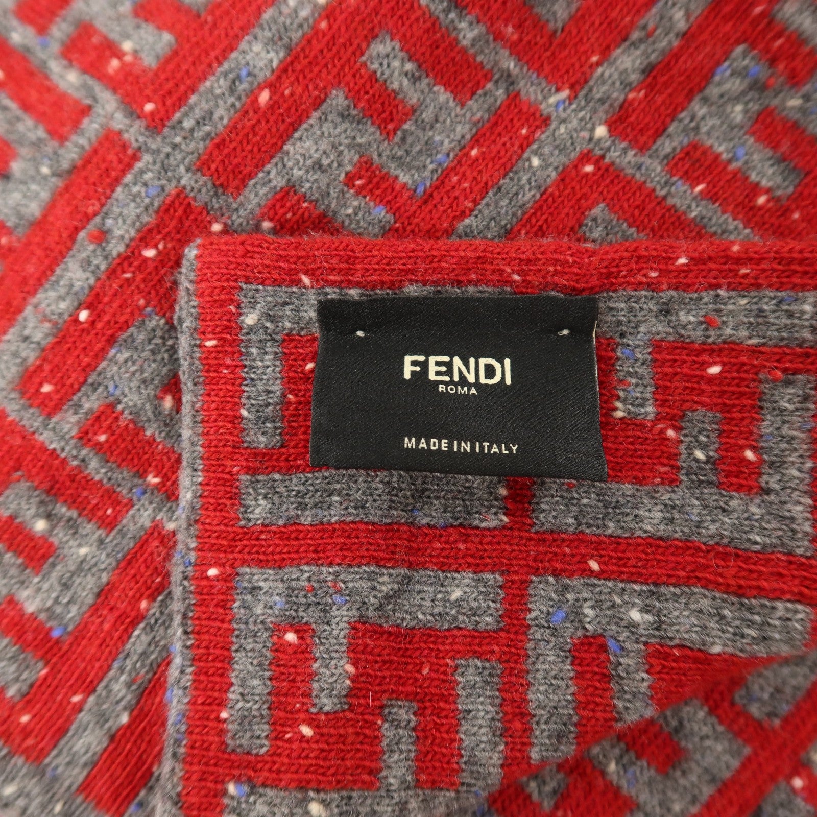 FENDI 羊毛Scarf圍巾