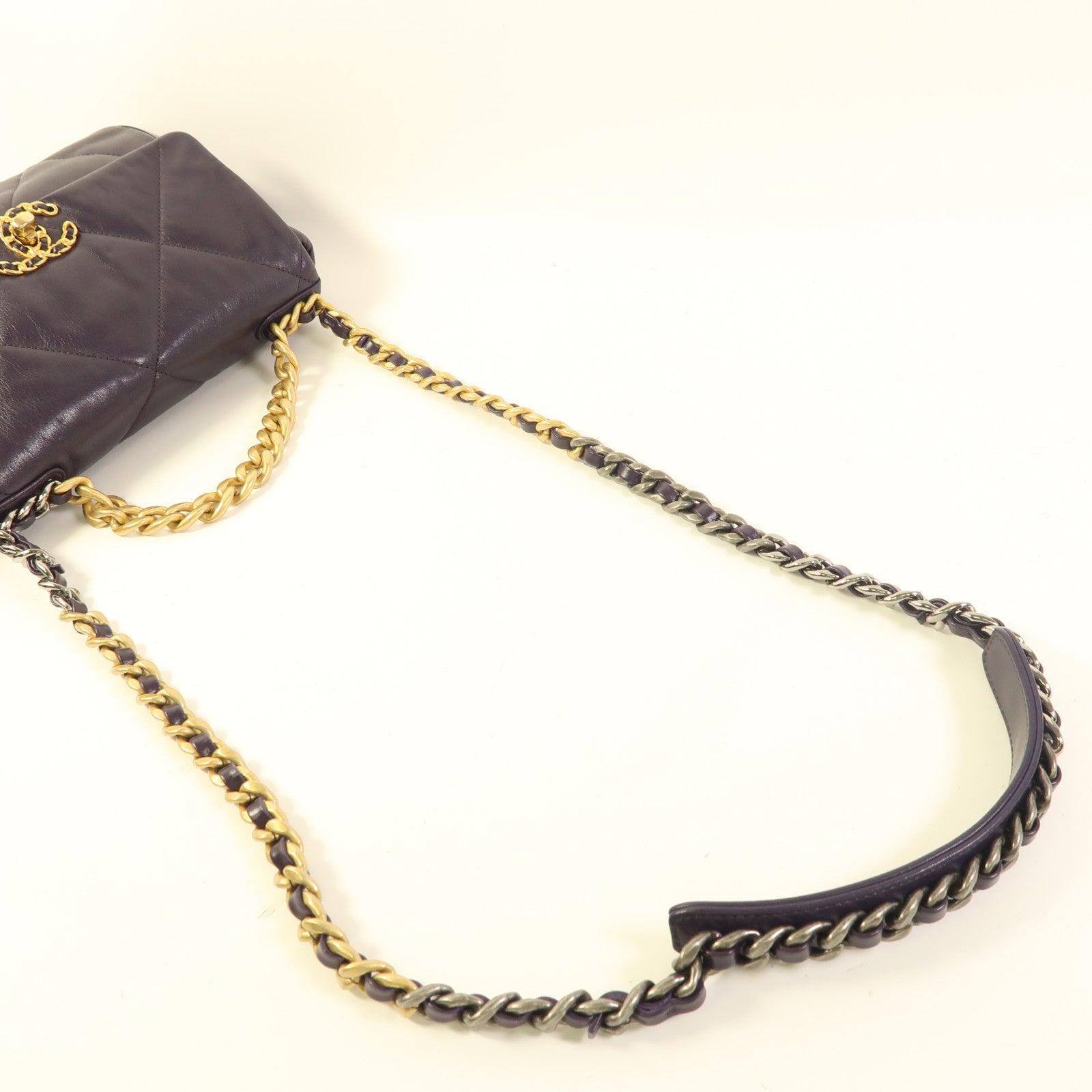 CHANEL 羊皮皮革C19 Small鏈帶手挽肩背兩用袋