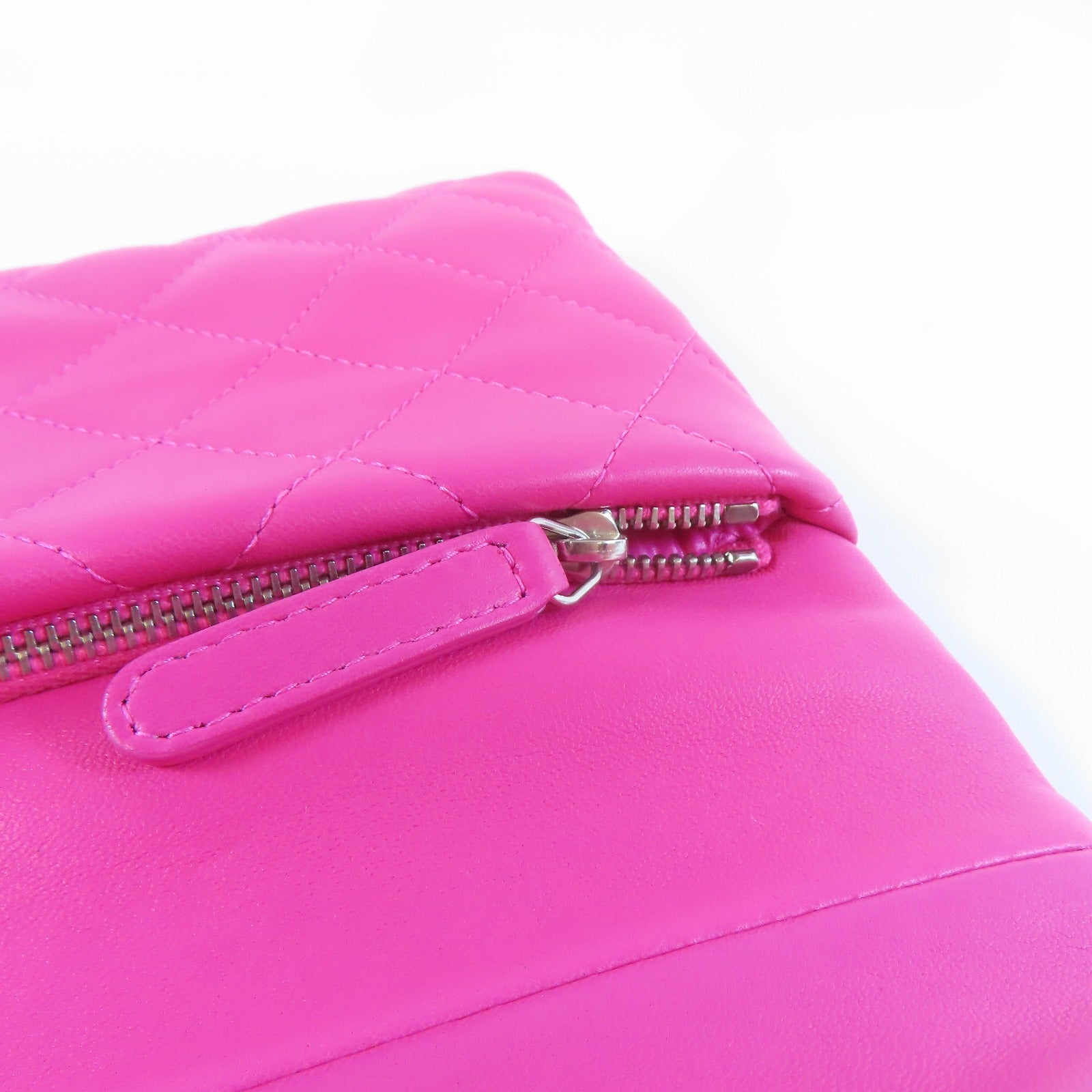 CHANEL 【激減優惠】菱格羊皮皮革Clutch Bag銀扣手拿包桃紅色