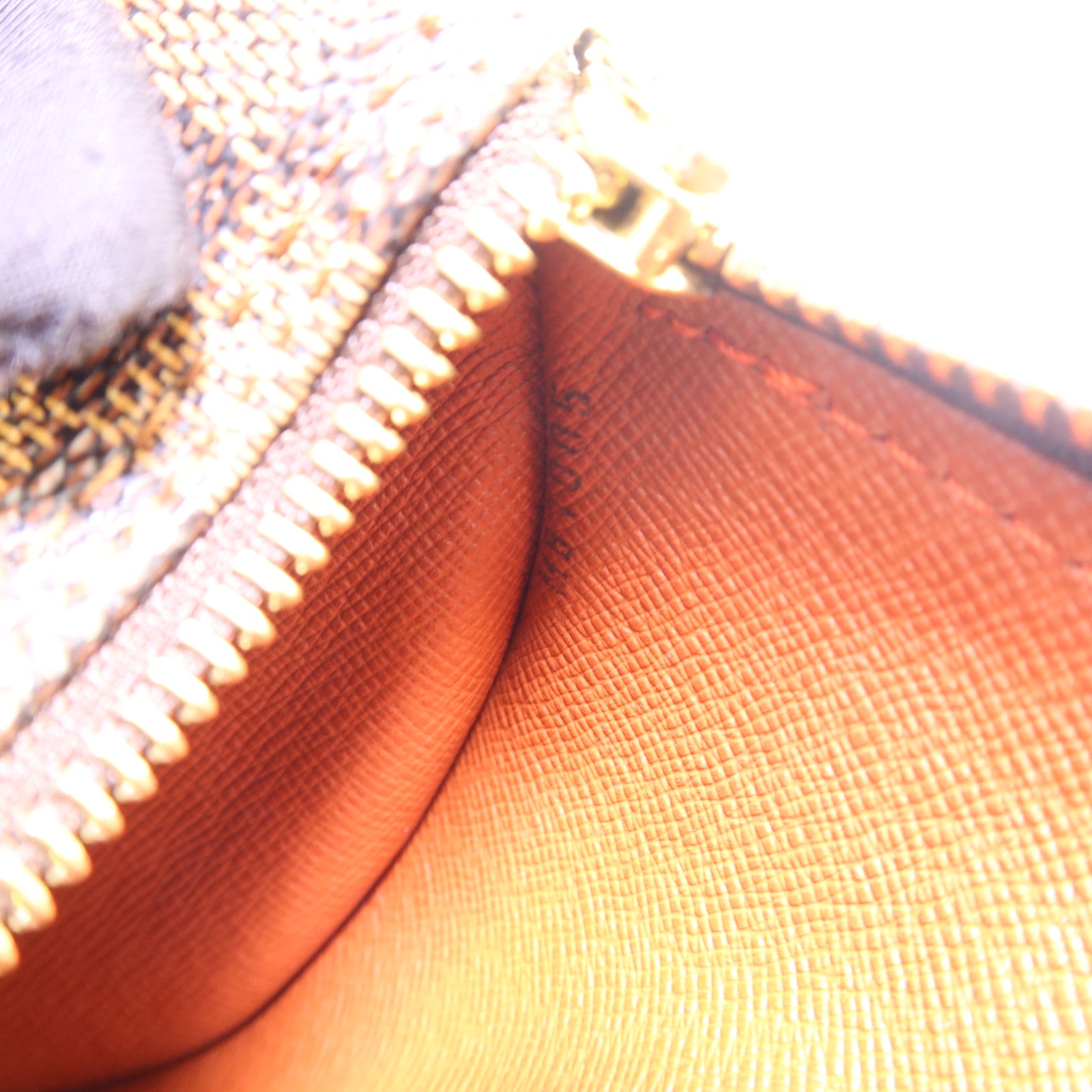LOUIS VUITTON Damier Papillon GM金扣肩背袋