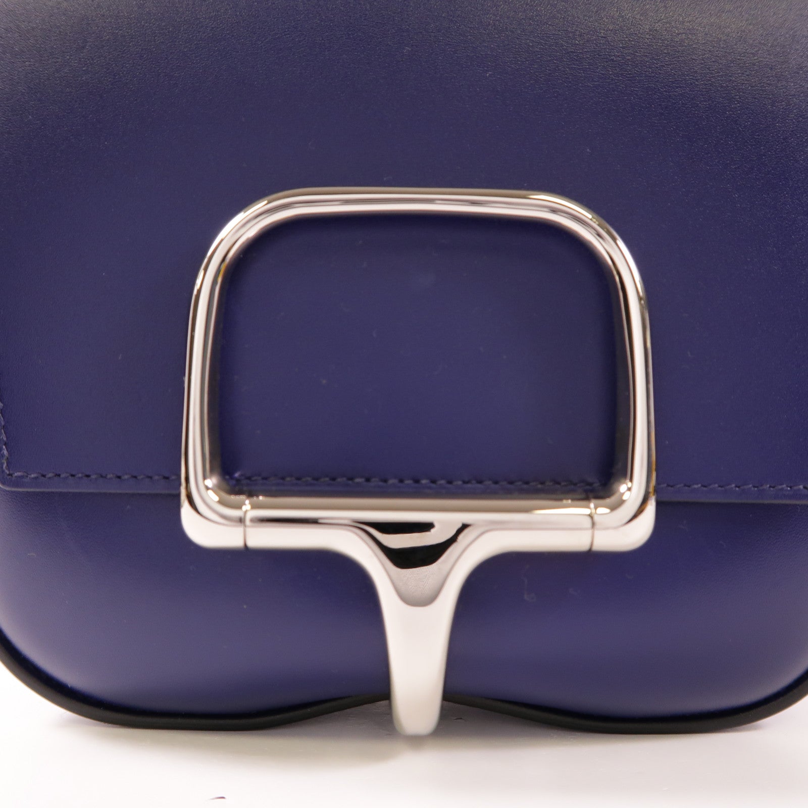 HERMES Tadelakt皮革Della Cavalleria Mini銀扣肩背袋Bleu Saphir