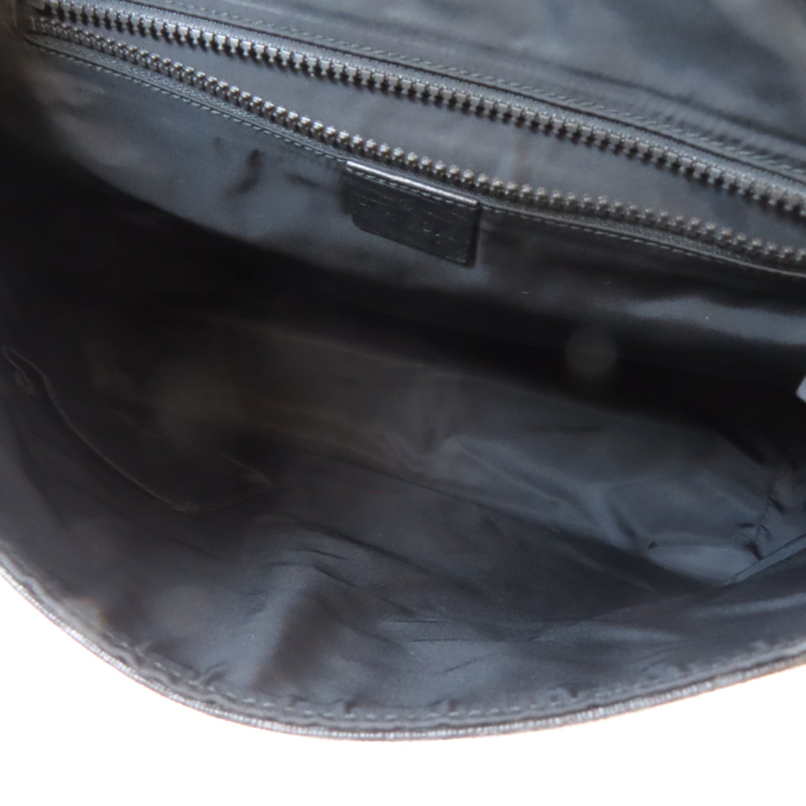 GUCCI 塗層帆布Shoulder Bag銀扣肩背袋黑色