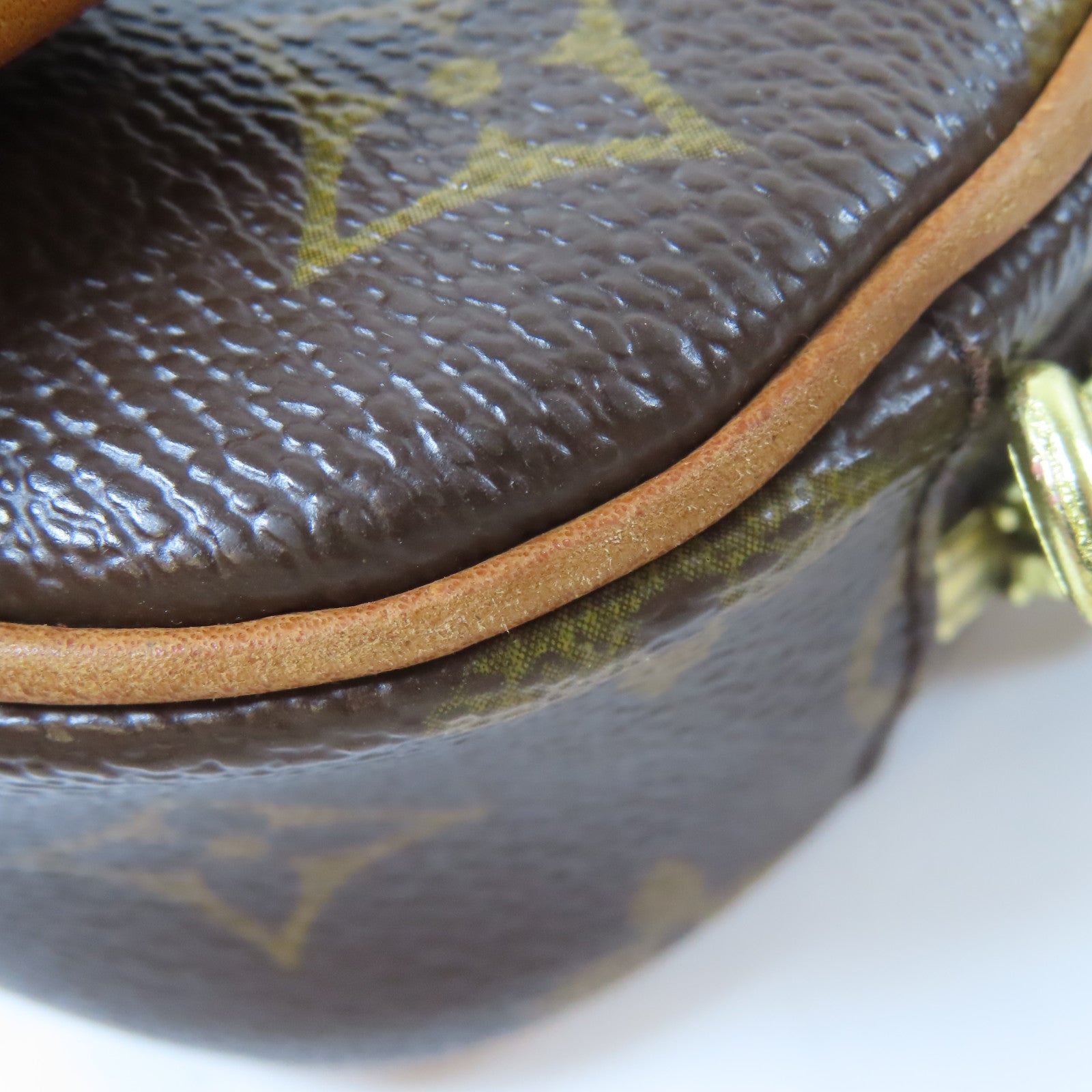 LOUIS VUITTON Monogram Pochette Gange金扣肩背袋啡色