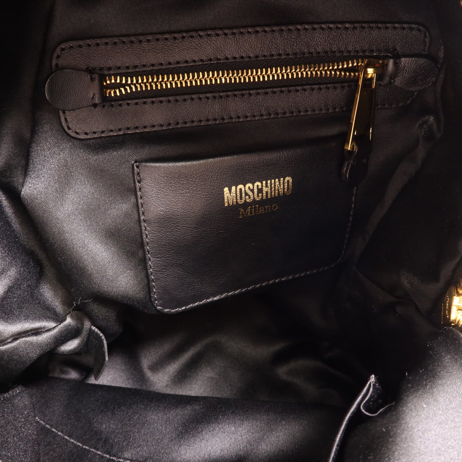 MOSCHINO 尼龍Backpack金扣背包