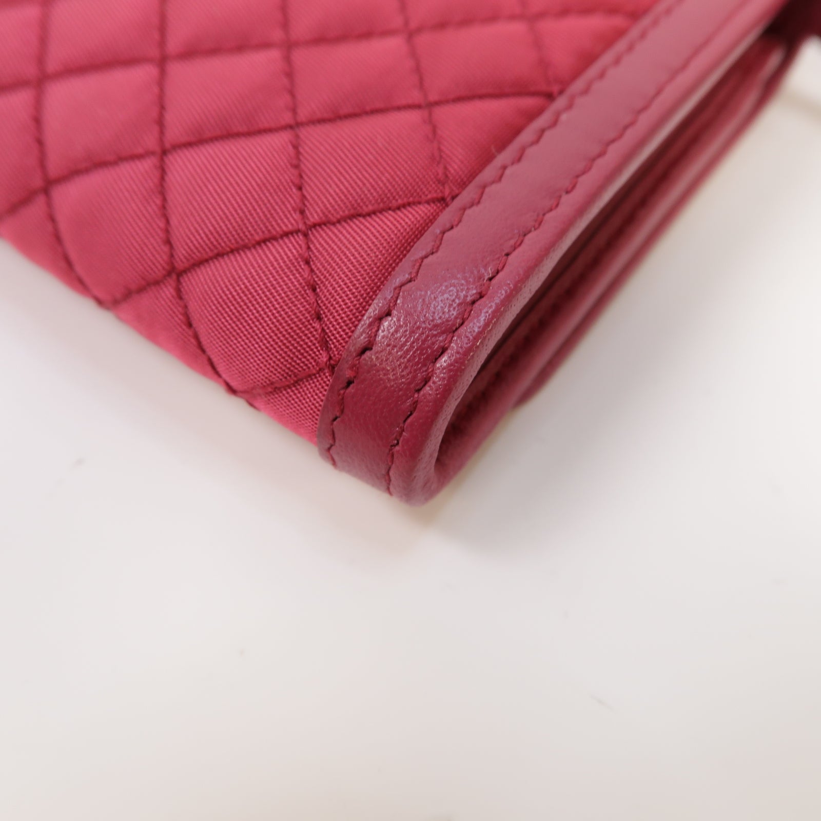 PRADA 【激減優惠】尼龍Shoulder Bag金扣肩背袋粉紅色