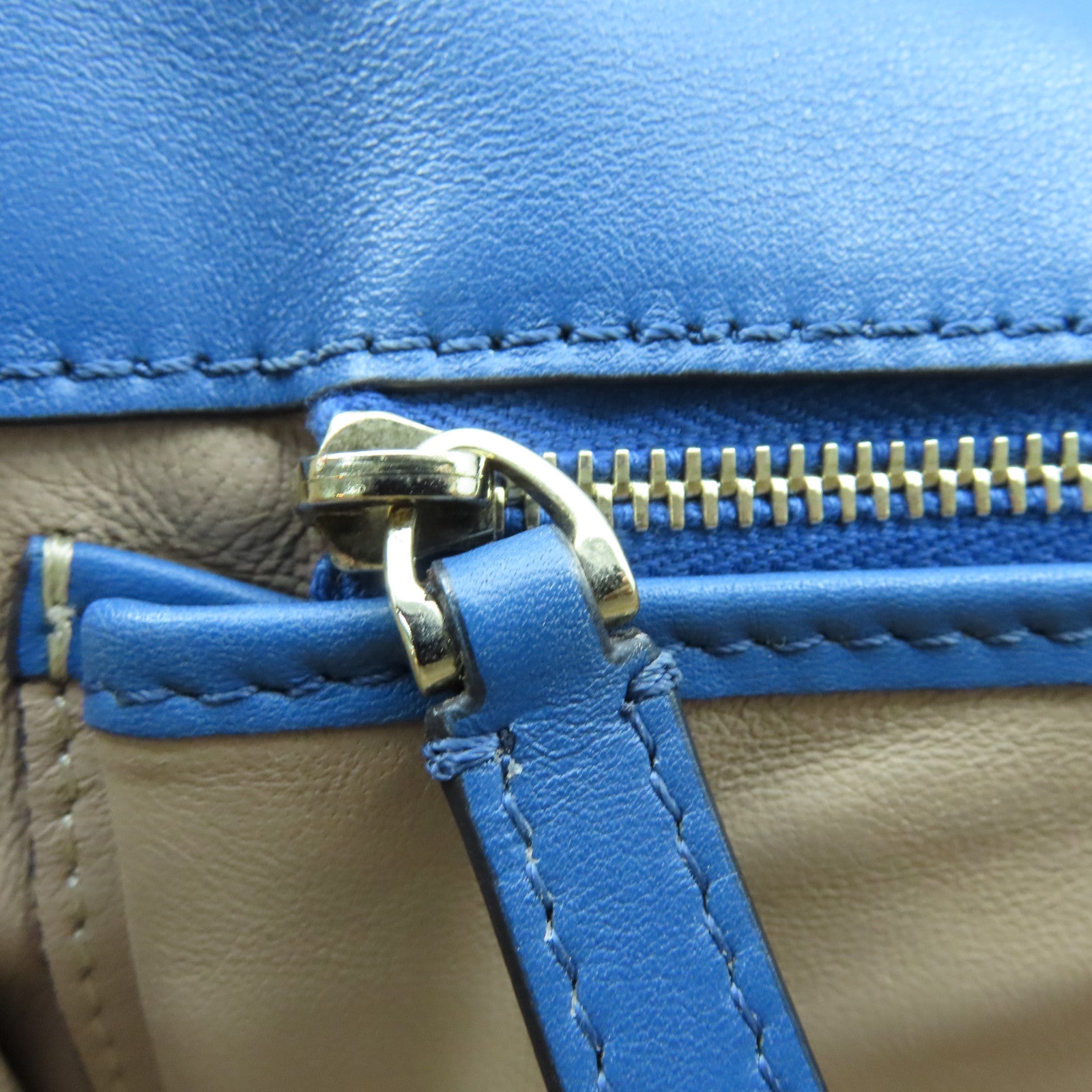 Valentino 【激減優惠】牛皮皮革Shoulder Bag銀扣肩背袋藍色