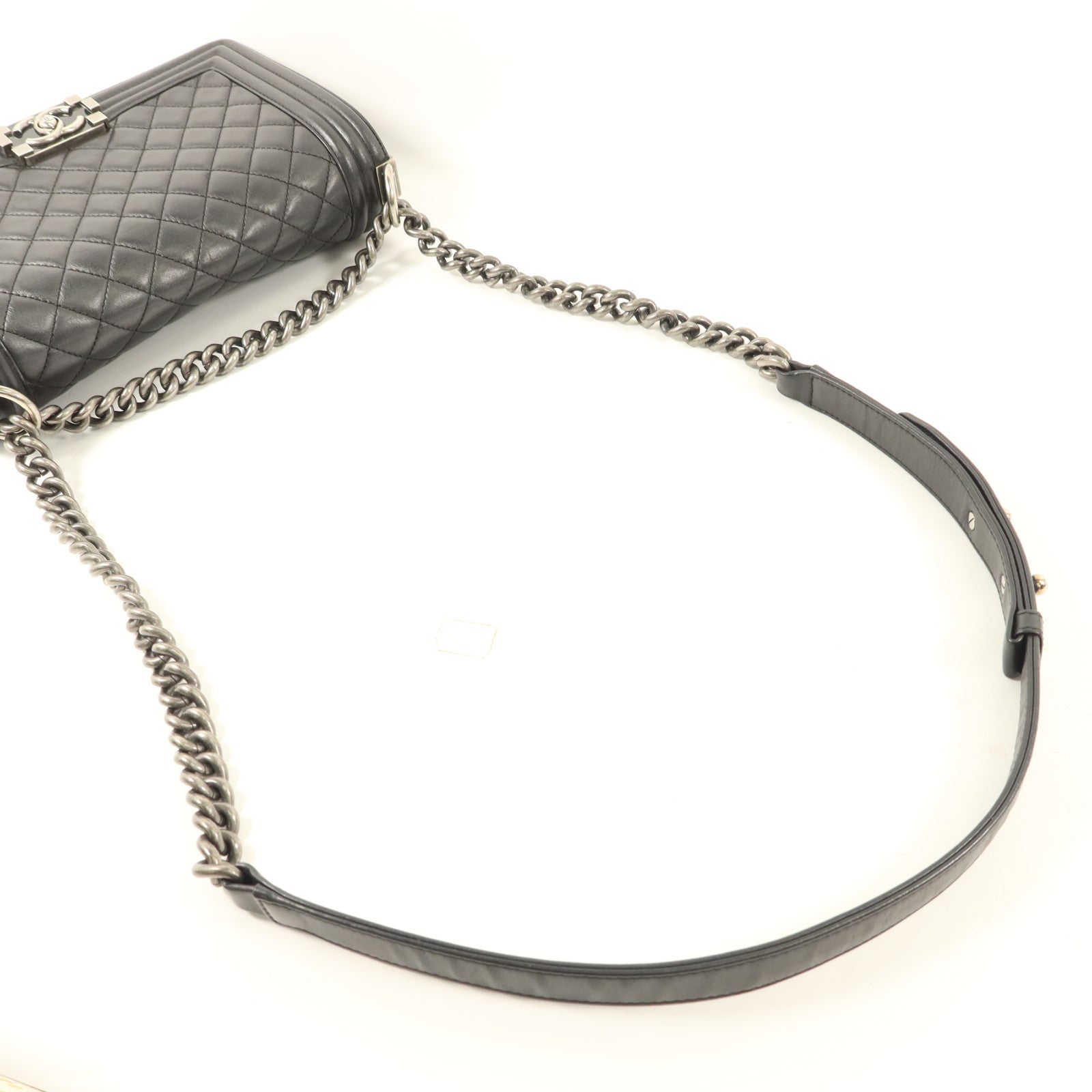 CHANEL 羊皮皮革Boy 25銀扣鏈帶肩背袋