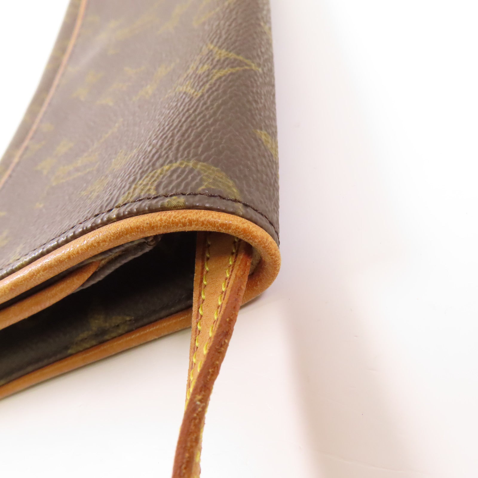 LOUIS VUITTON LV GHW Pochette Twin GM Shoulder Bag M51852 Monogram Brown