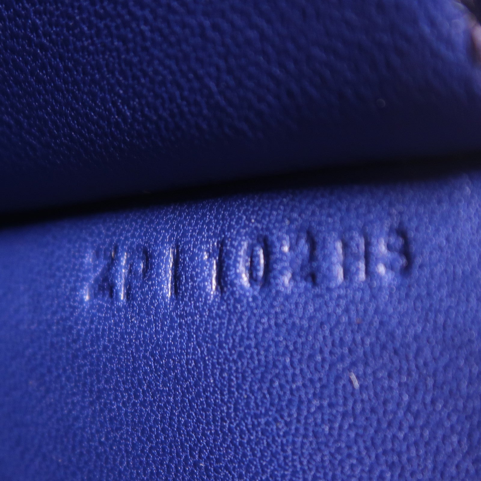 HERMES Tadelakt皮革Della Cavalleria Mini銀扣肩背袋Bleu Saphir