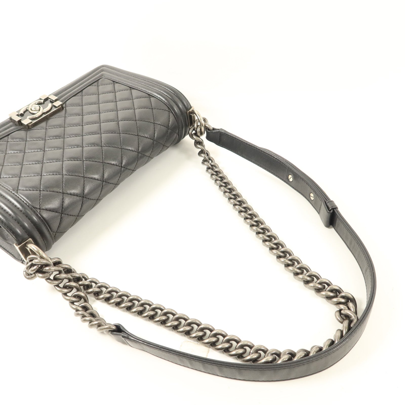 CHANEL 羊皮皮革Boy 25銀扣鏈帶肩背袋
