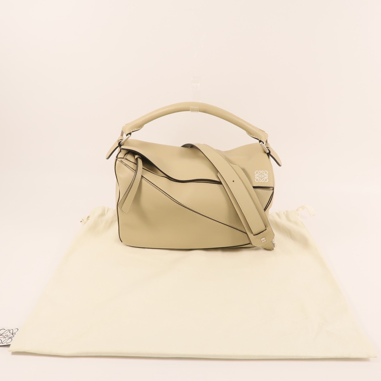 LOEWE 牛皮皮革Puzzle金扣手挽肩背兩用袋
